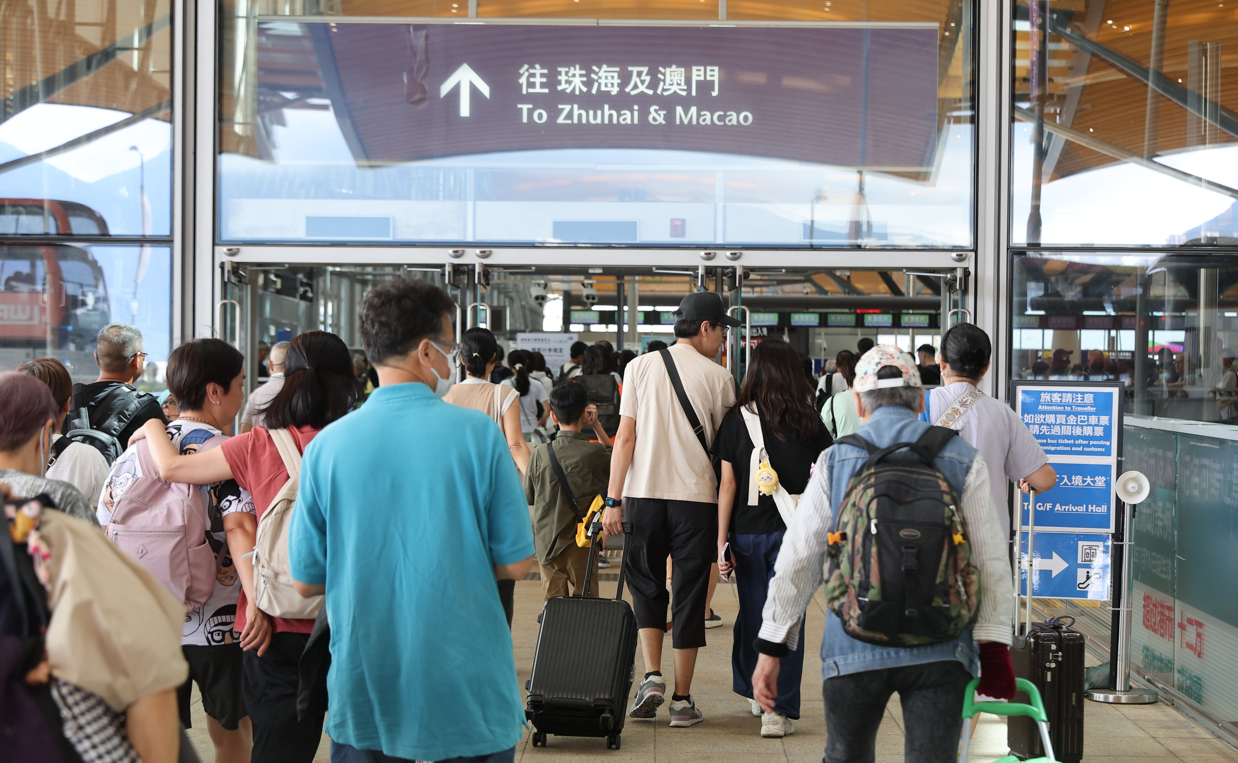 People arrive at the Hong Kong-Zhuhai-Macau Bridge control point. Photo: Edmond So