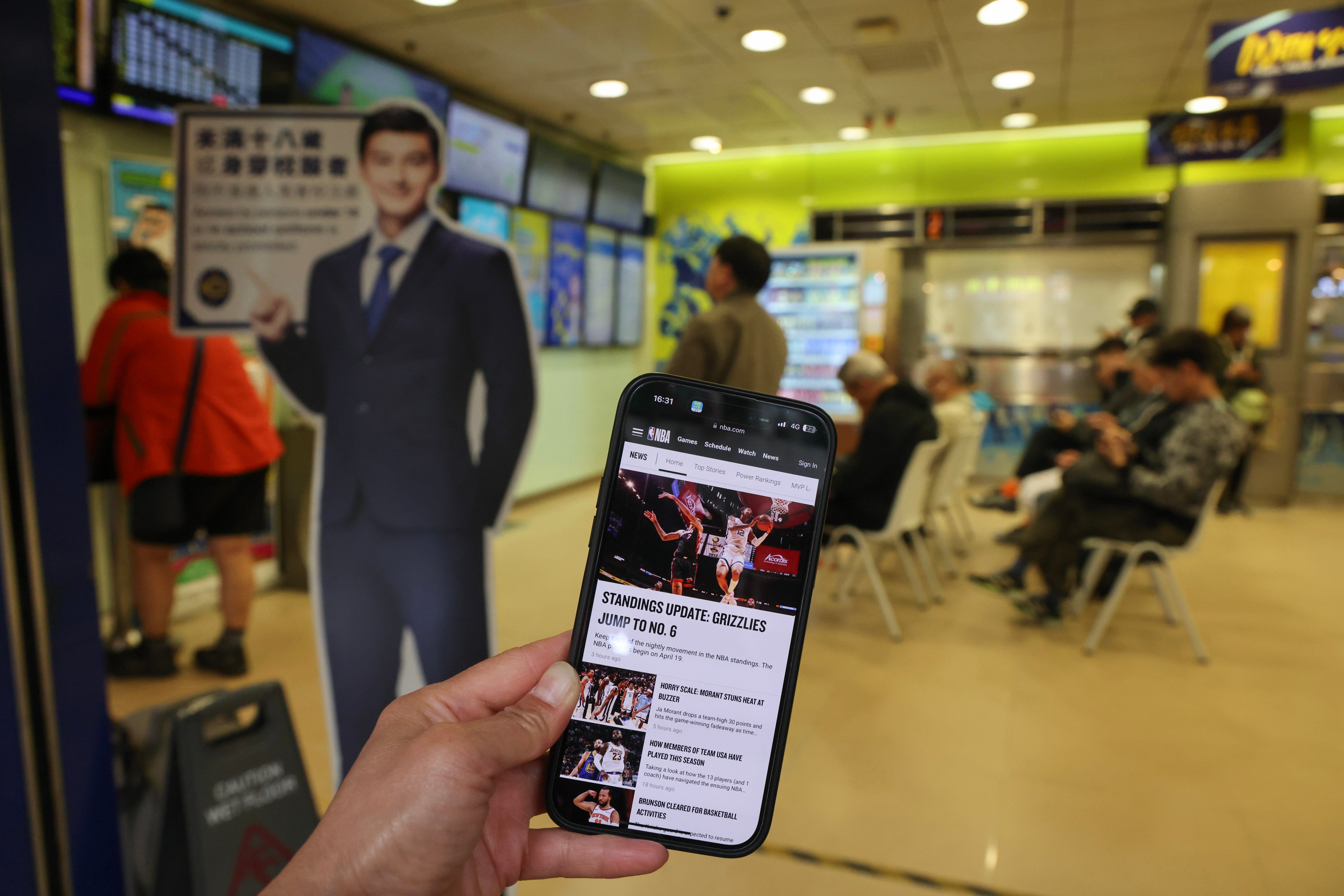 Low reported cases of youth problem gambling do not necessarily mean the issue is under control. Hong Kong should not legalise basketball betting without investing in youth safeguards and addressing pressures like the link between sports fandom, peer bonding and betting. Photo: Jelly Tse