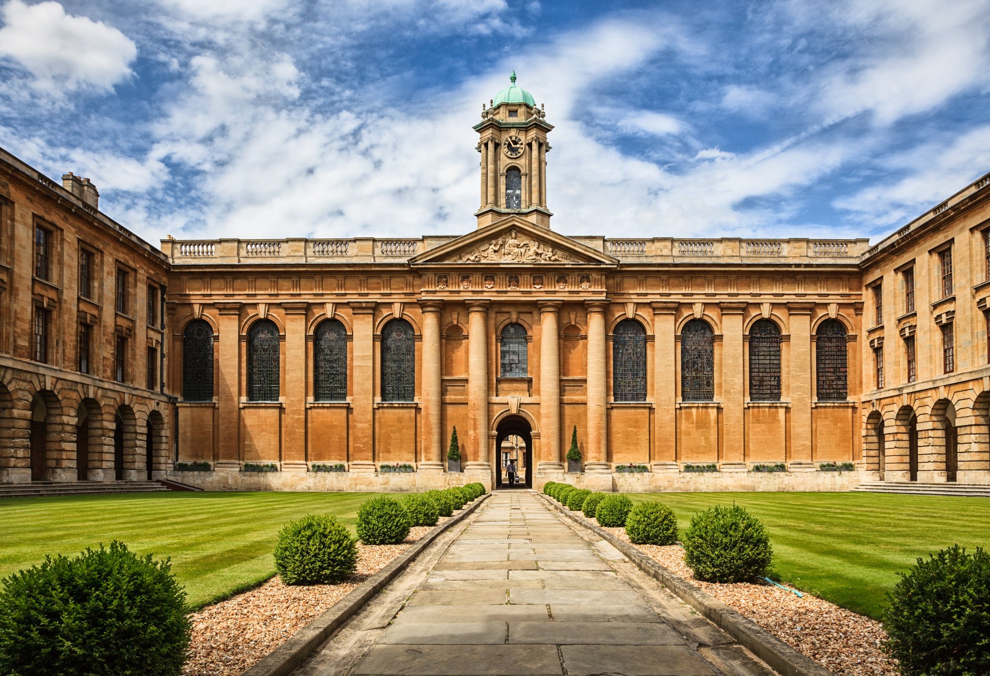 British universities are heavily dependent on the tuition fees paid by Chinese international students, but rising costs and tightening visa policies in the United Kingdom could put that at risk. Photo: Shutterstock British universities are heavily dependent on the tuition fees paid by Chinese international students, but rising costs and tightening visa policies in the United Kingdom could put that at risk. Photo: Shutterstock