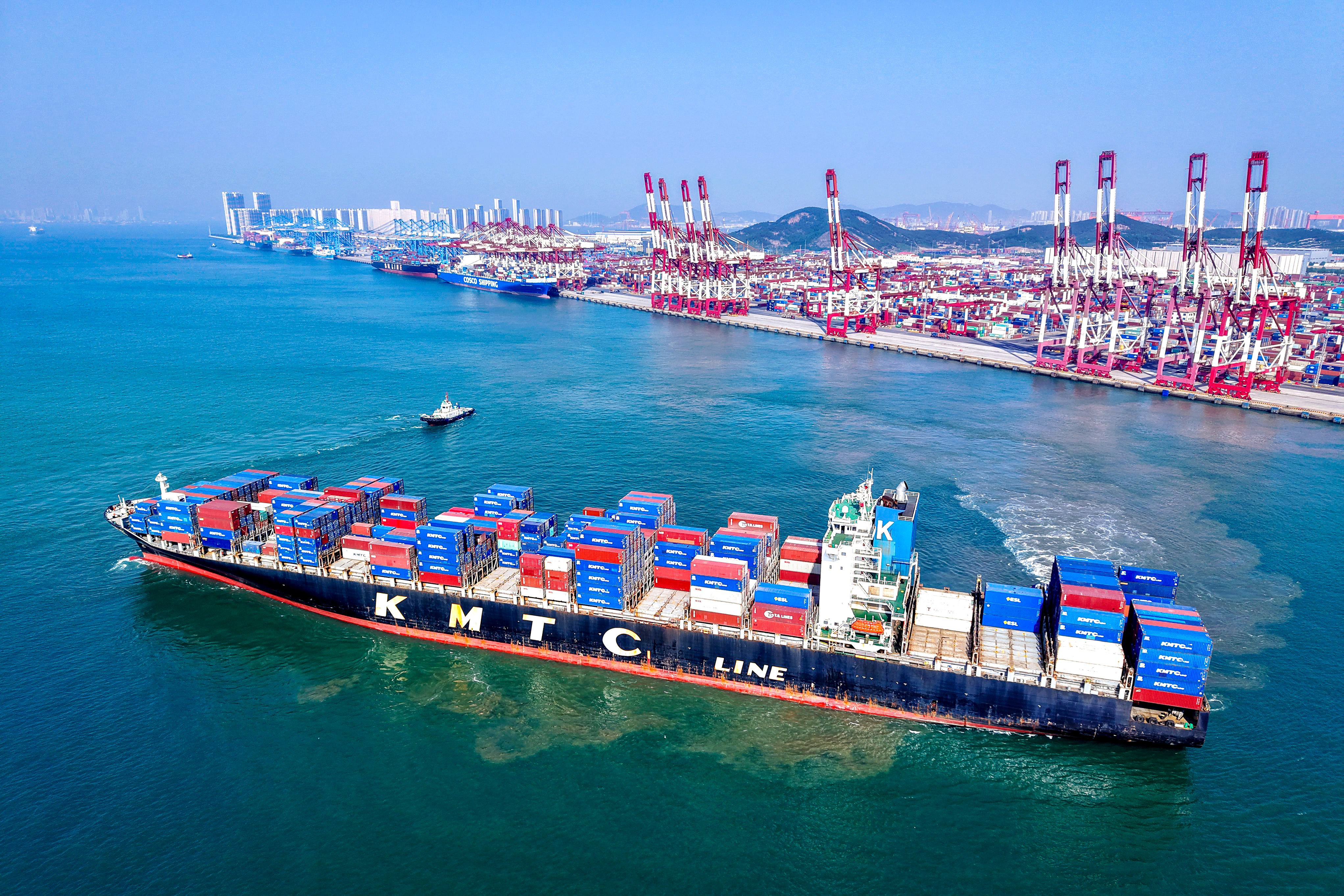 Southeast Asian countries are becoming more important trading partners for China as it diversifies exports. Photo: Xinhua