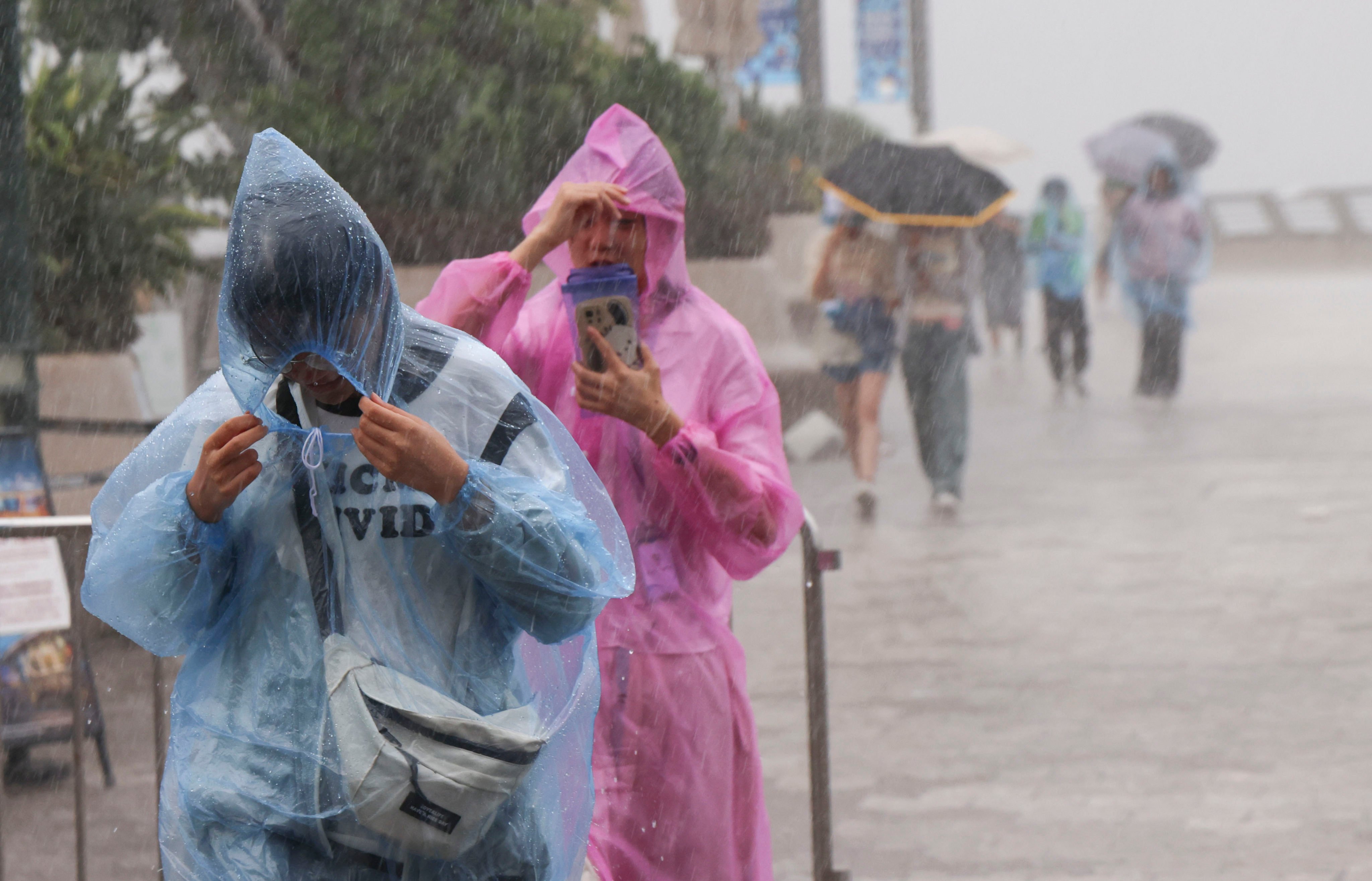 Hong Kong has issued an amber rainstorm signal. Photo: Jelly Tse