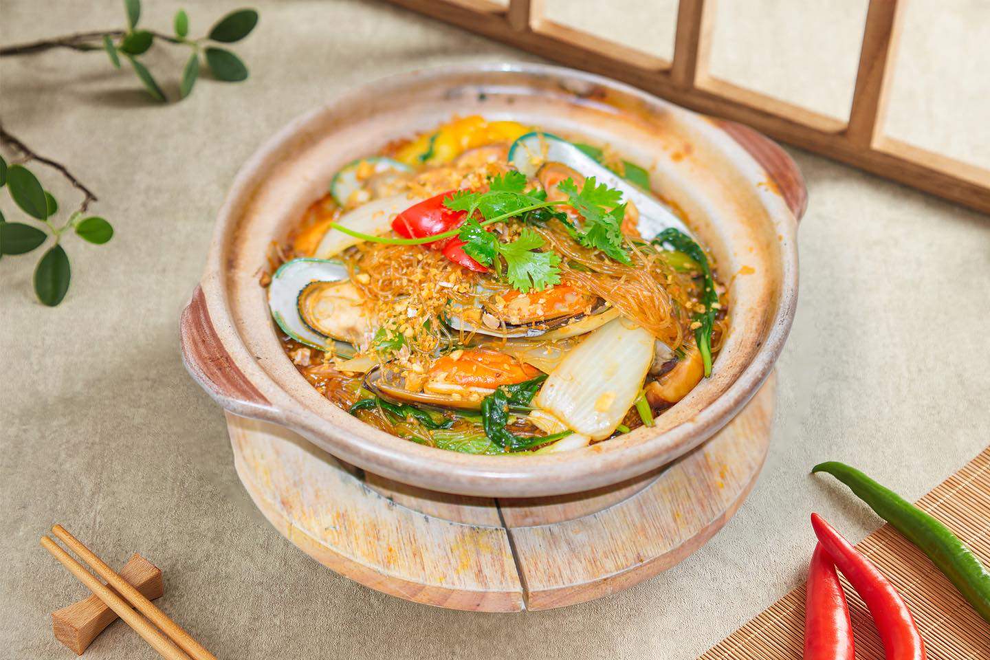 Thai mussel seafood dish at Thai Hot. Photo: Instagram / @thaihot_res