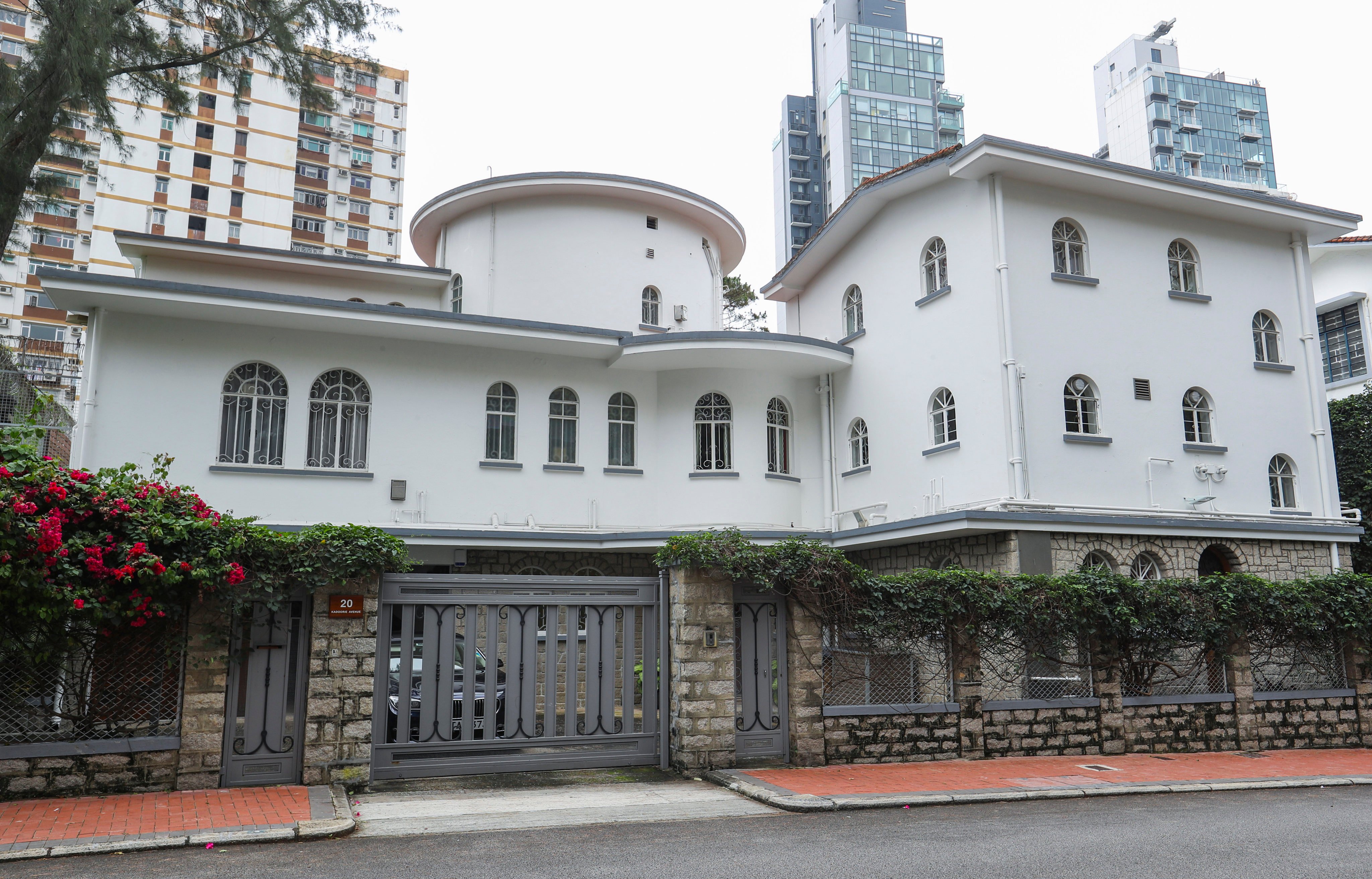 The white houses at Kadoorie Hill, Hong Kong, are on a list of modern buildings that experts believe should be preserved for future generations. Photo: Edmond So