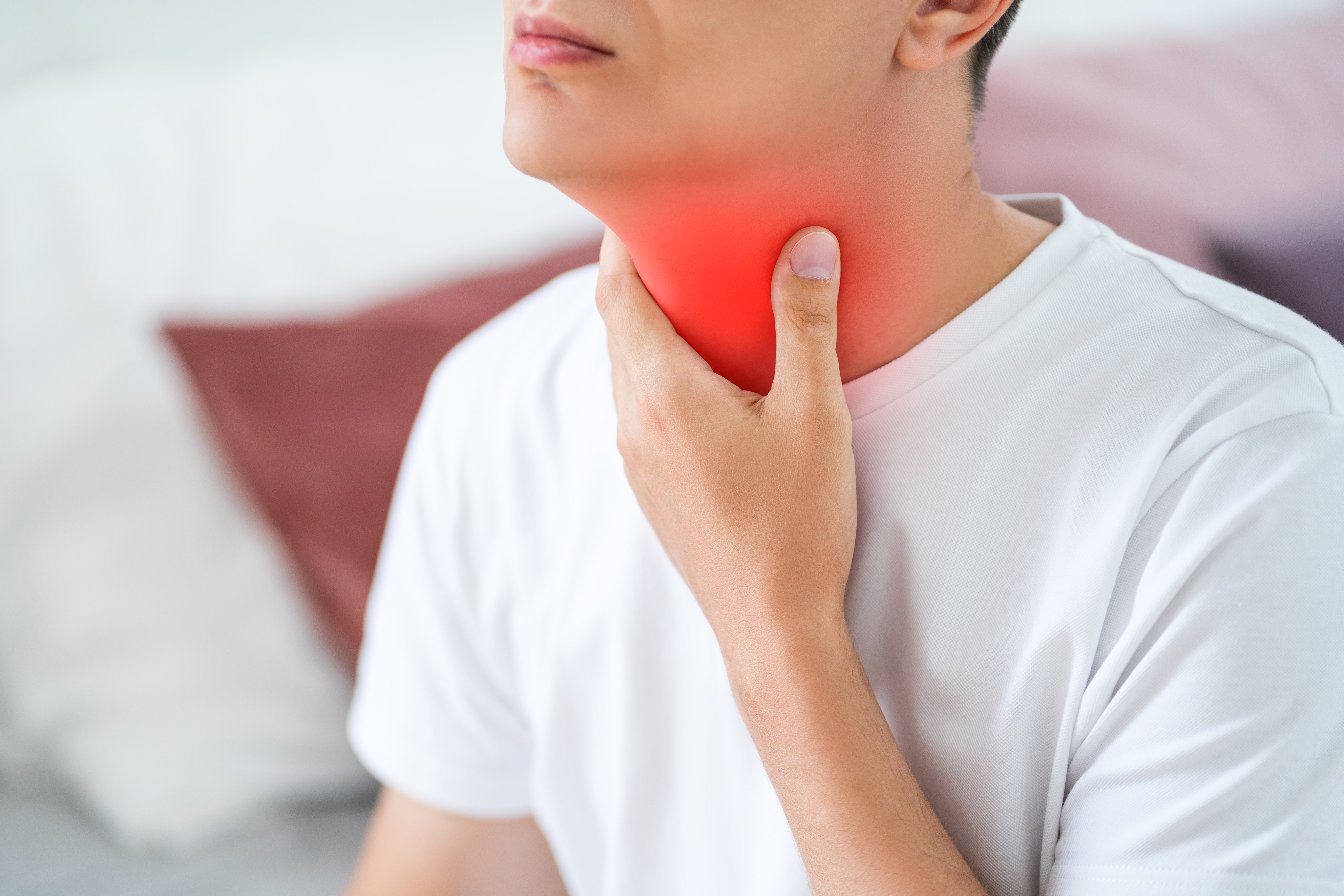 Covid-19 appears to be on the rise with a new, contagious subvariant featuring ‘razor blade throat’ symptoms. Photo: Shutterstock