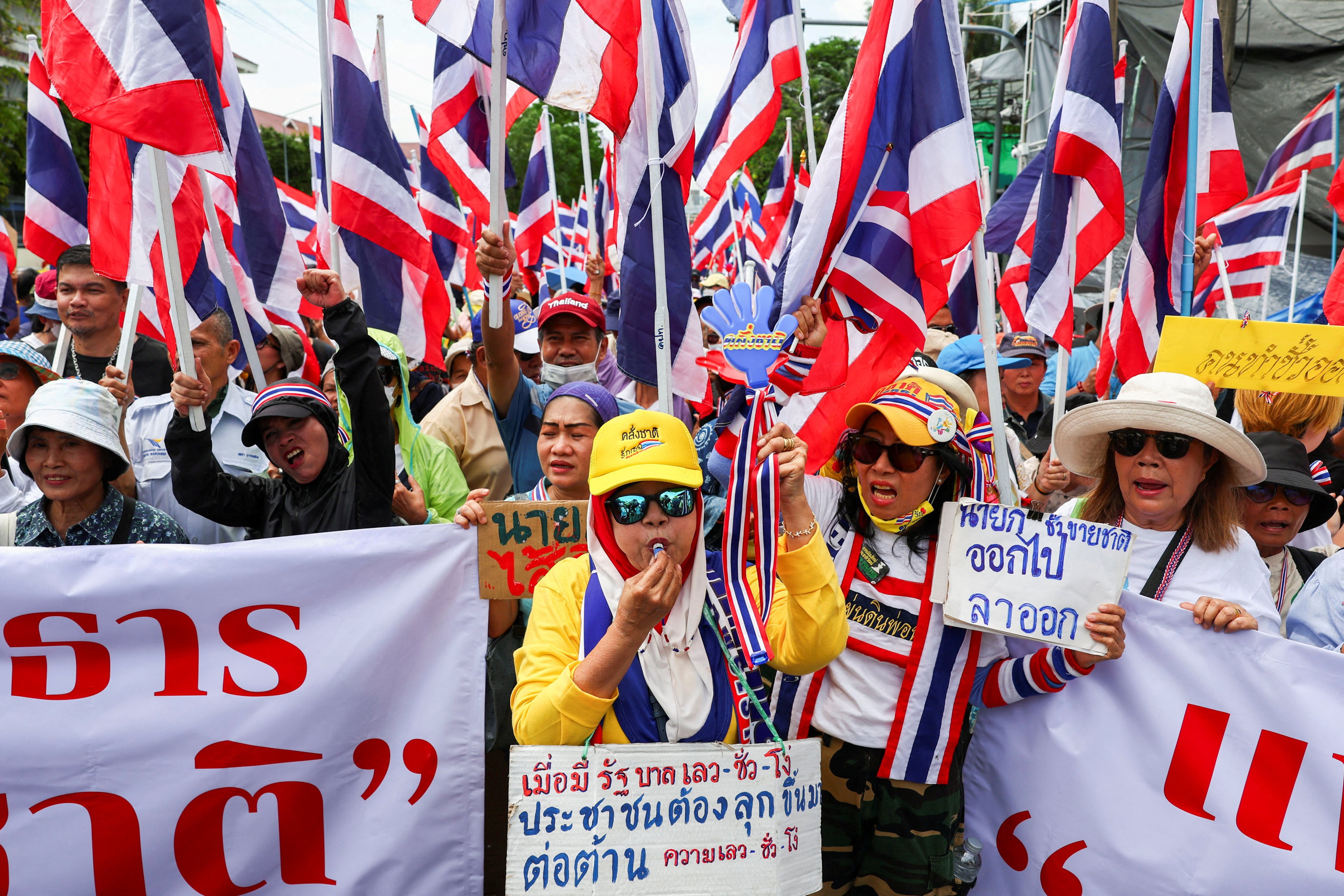 Thai royalist activists take part in an anti-government protest in Bangkok on June 19. Photo: Reuters