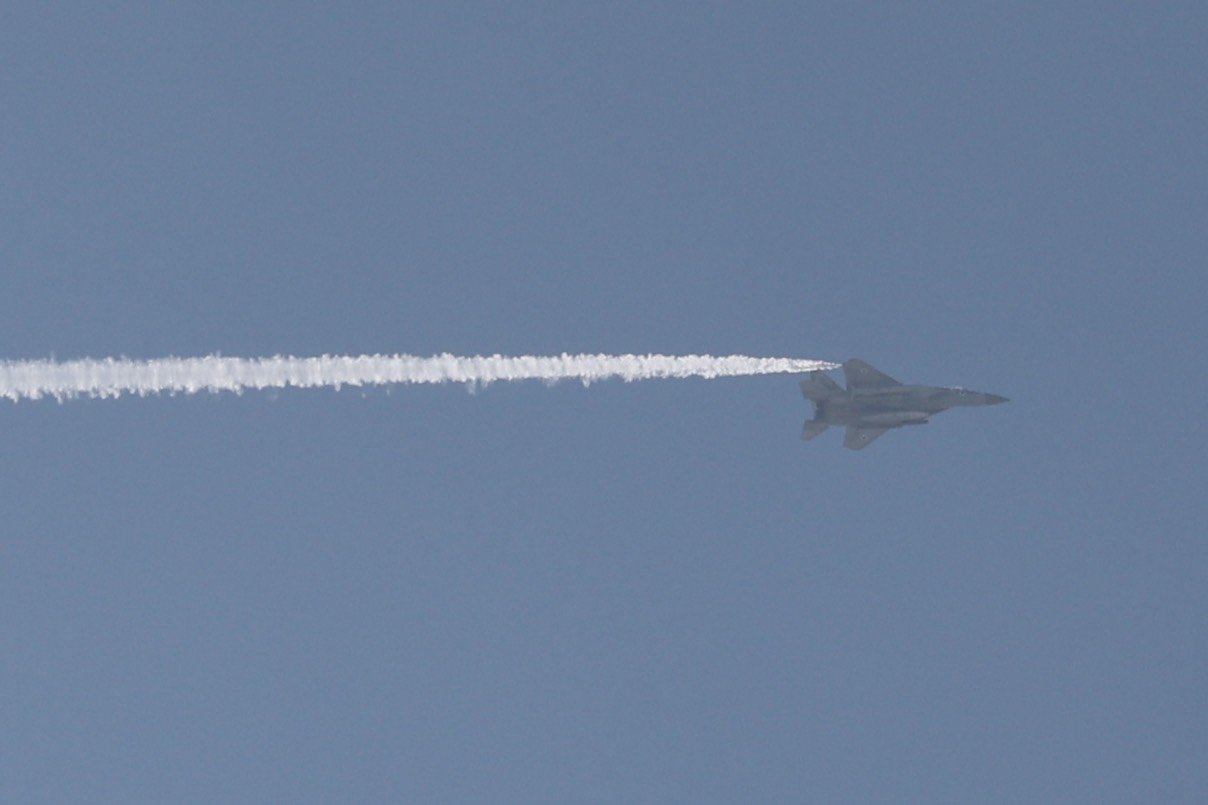 An Israeli fighter jet flies above Beersheba, southern Israel. Photo: EPA-EFE