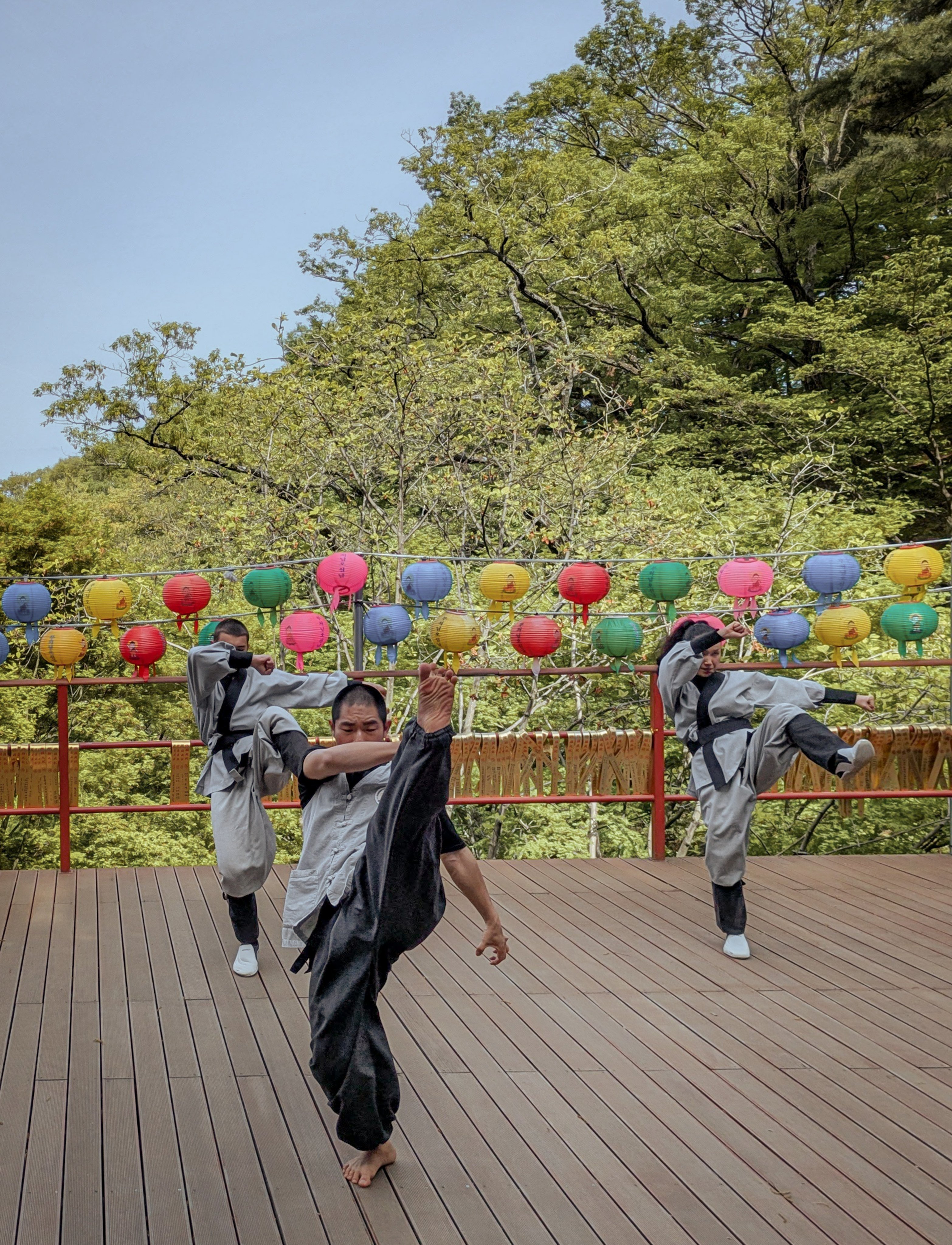 Master Hyunwoong (front) and volunteers give a Seonmudo demonstration at the Golgulsa Temple near Gyeongju, South Korea. Photo: Fiona Ching