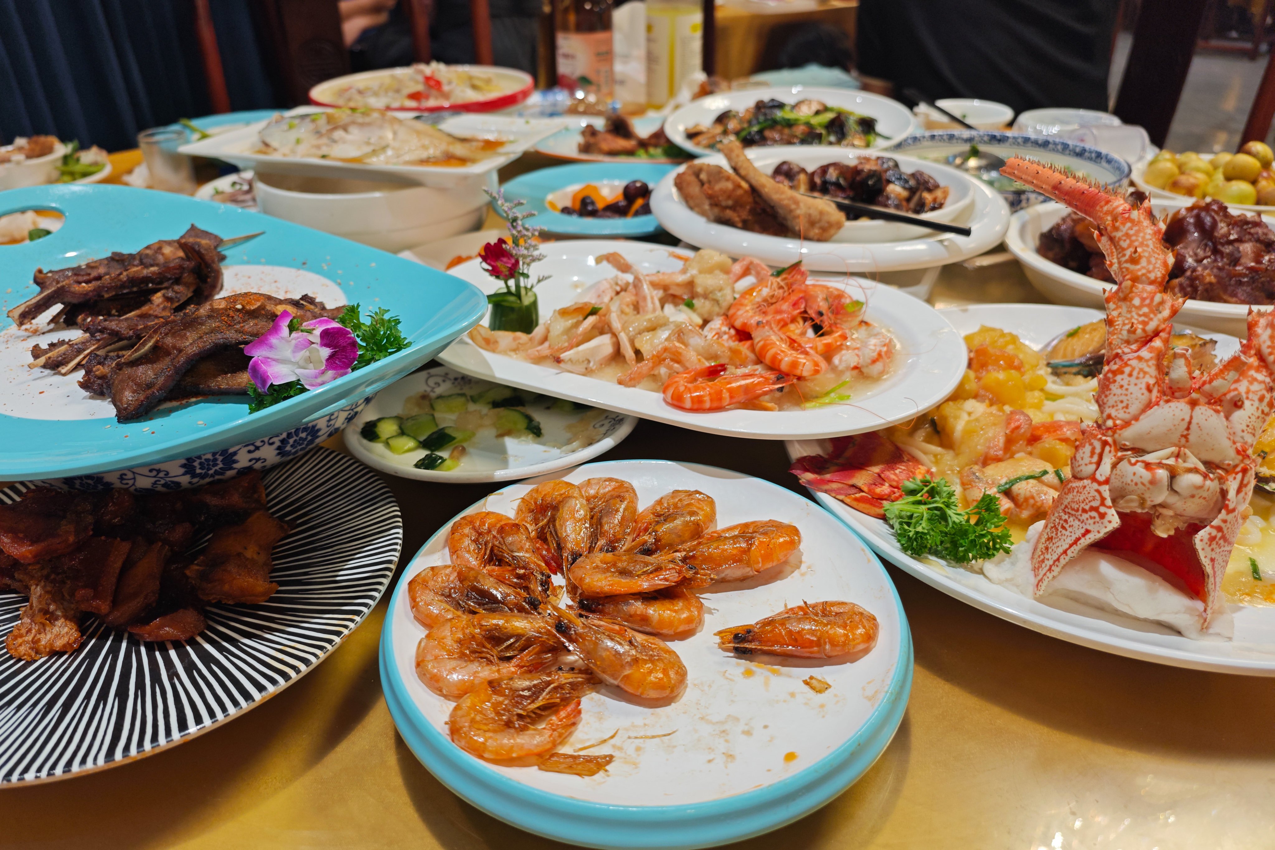 Recent calls for frugality in official meals in China have led to some local governments taking extreme measures to show their compliance. Photo: CFOTO/Future Publishing via Getty Images