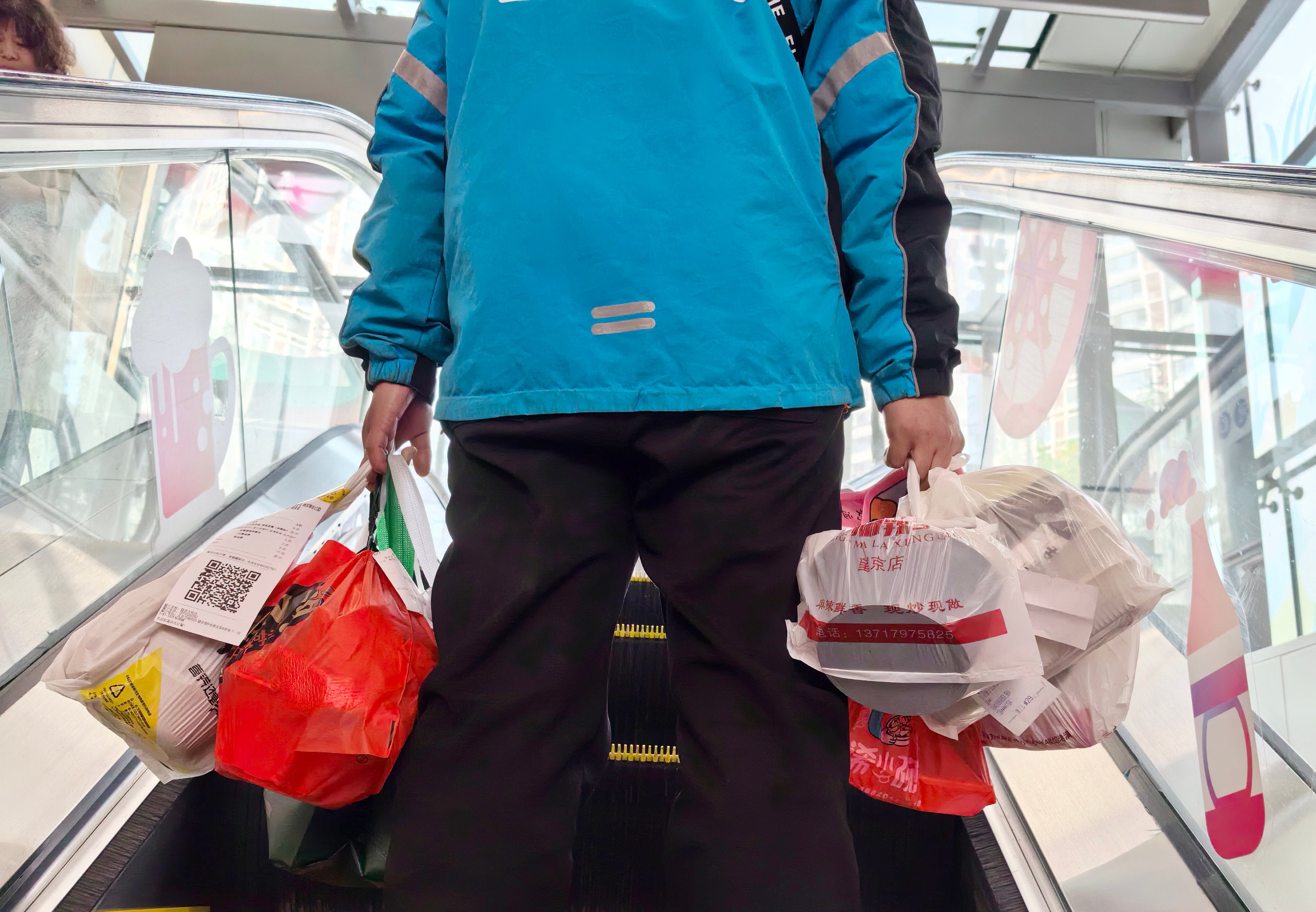 Alibaba’s food delivery service Ele.me previously operated under the company’s Local Services Group. Photo: Simon Song