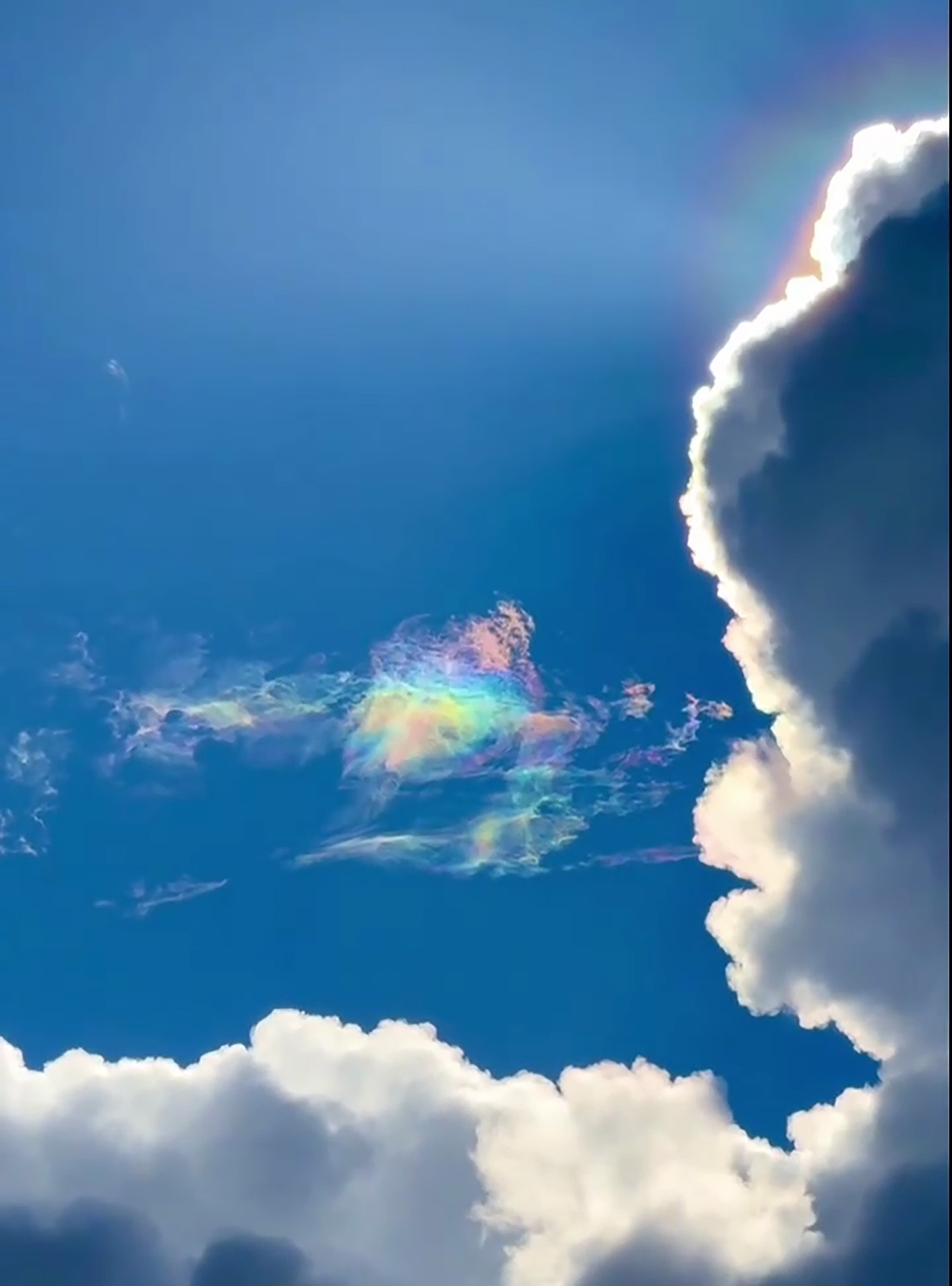 A user under the name Felix Ip Photography shared pictures of a “fire rainbow” he spotted on Saturday above Sha Tin. Photo: Facebook / Felix Ip
