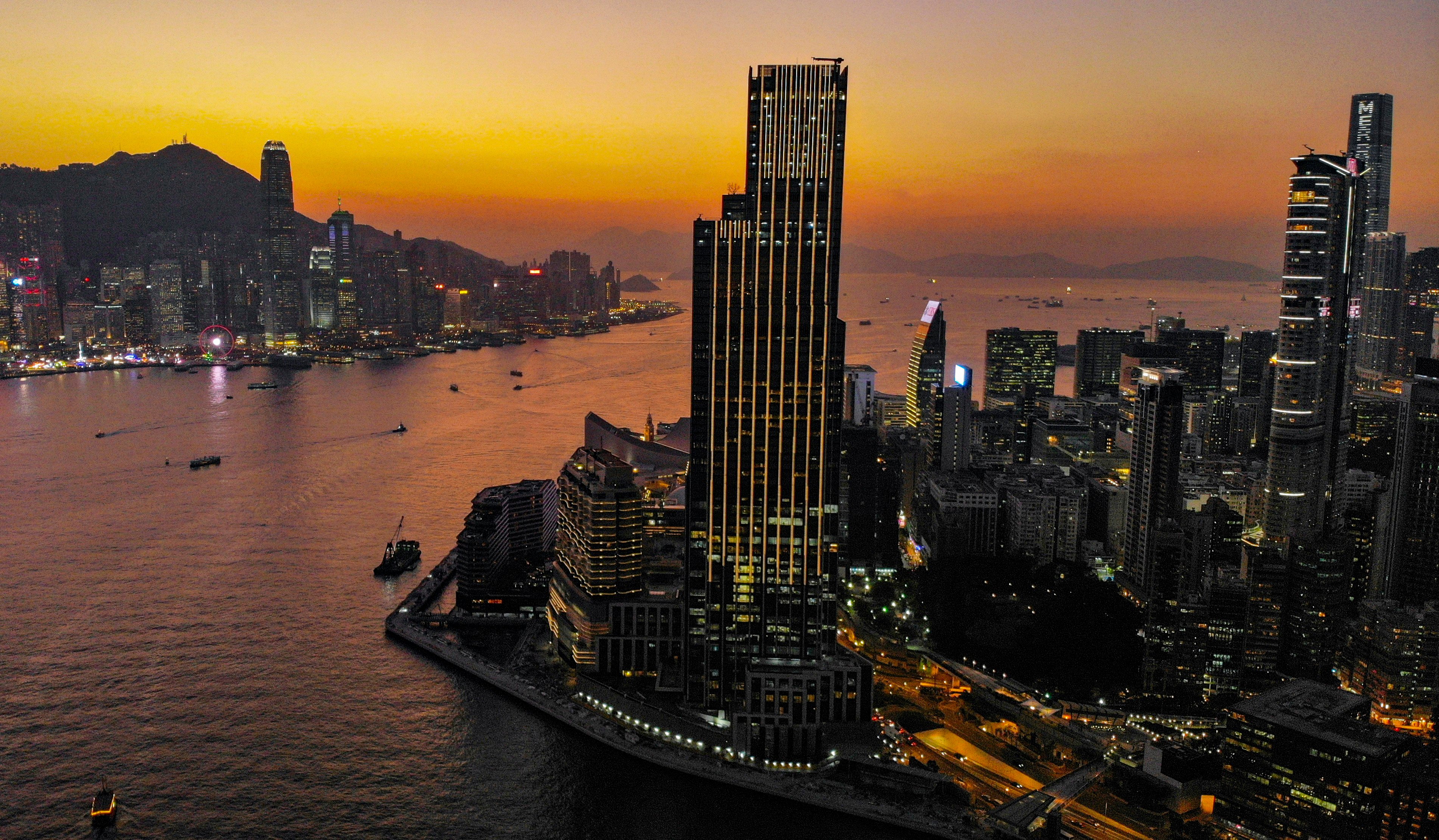A sunset picture shows the Victoria Dockside development in Tsim Sha Tsui on December 19, 2018.
Photo: Martin Chan