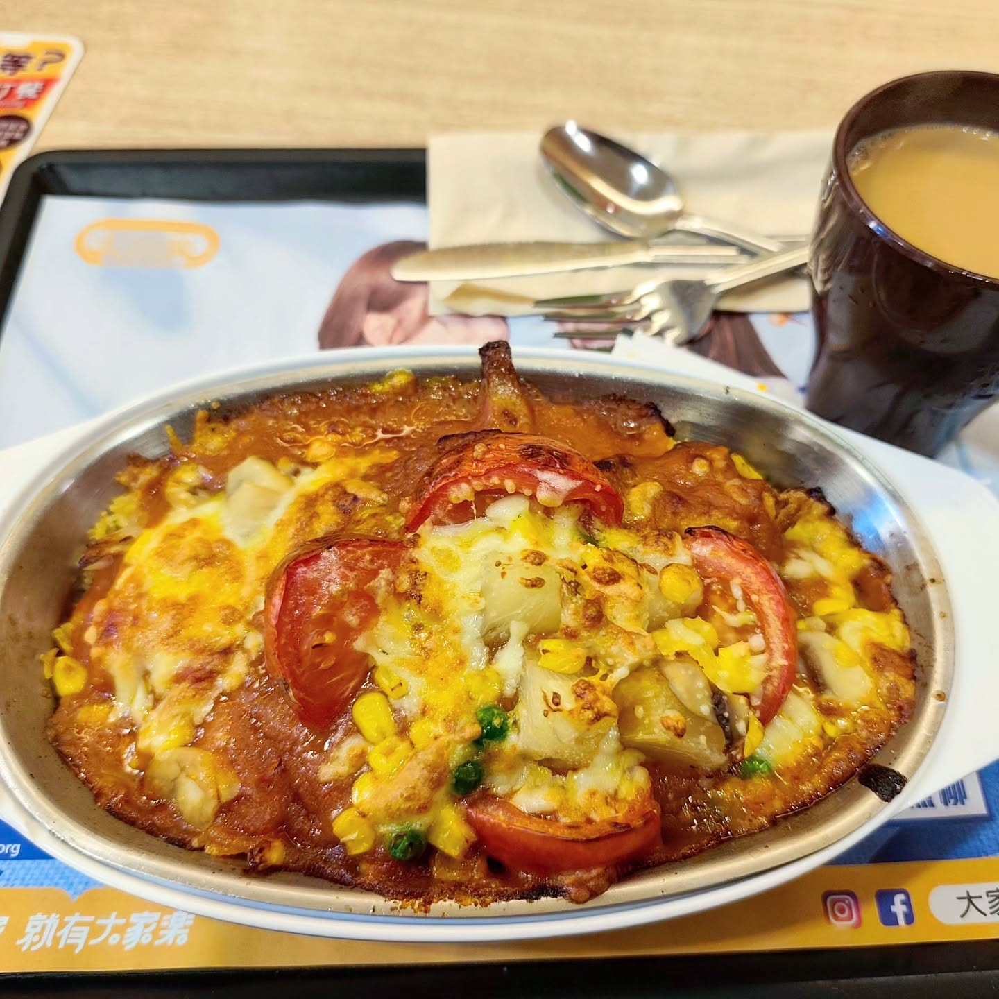 Hong Kong’s Café de Coral seeks heritage status for its iconic baked pork chop rice, offering limited discounts to celebrate. Photo: Instagram/elkstremelydelicious