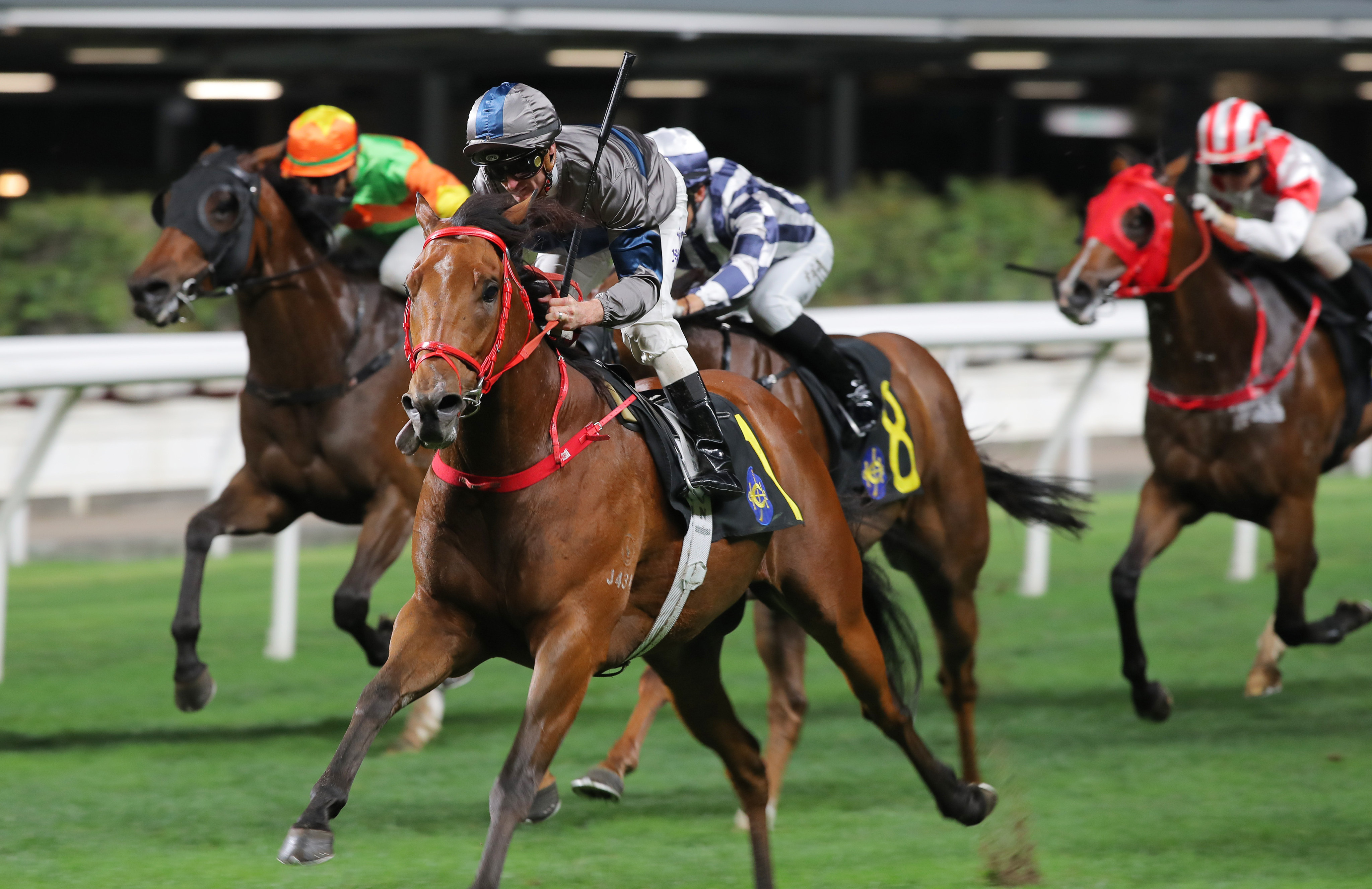Horsepower steams home under Zac Purton to score at the Valley in April. Photos: Kenneth Chan