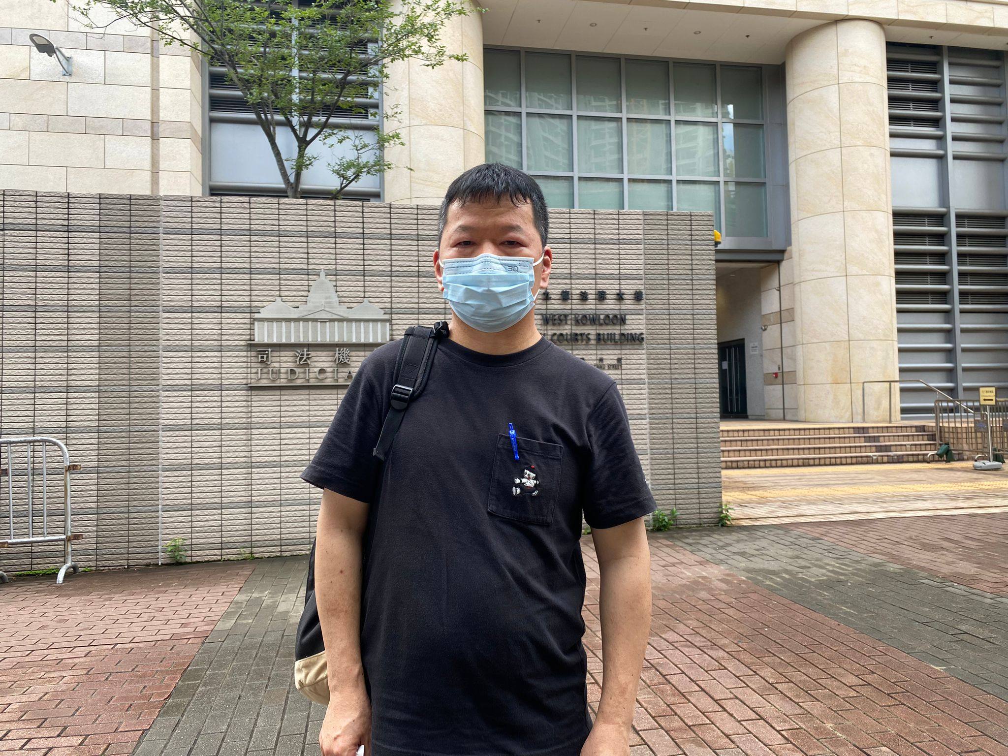 A five-member jury at the Coroner’s Court delivered a unanimous verdict that Tai Shun-keung’s 14-year-old daughter Tai Yee-ting died of natural causes. Photo: Fiona Sun