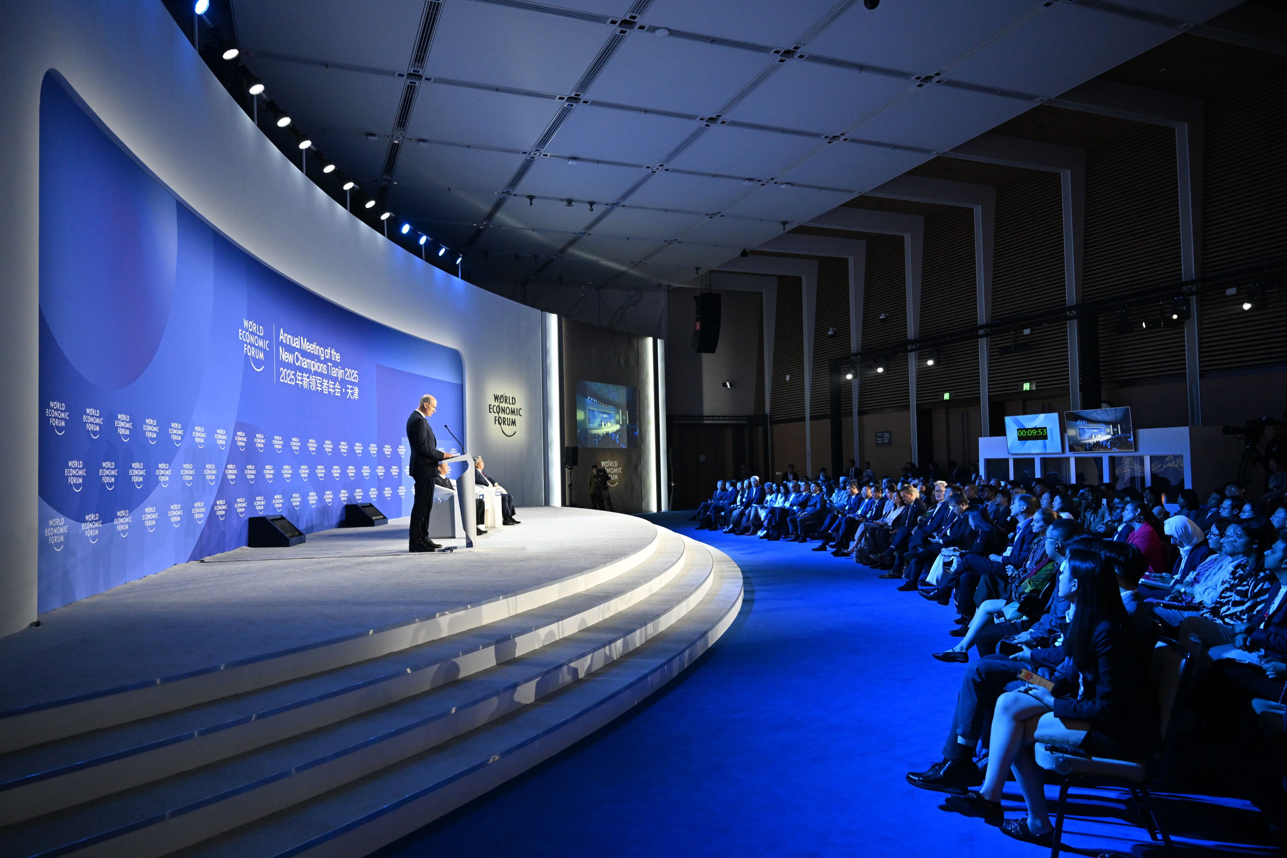 At the Annual Meeting of the New Champions, also known as “Summer Davos”, representatives of emerging economies gathered in Tianjin, China. Photo: Xinhua