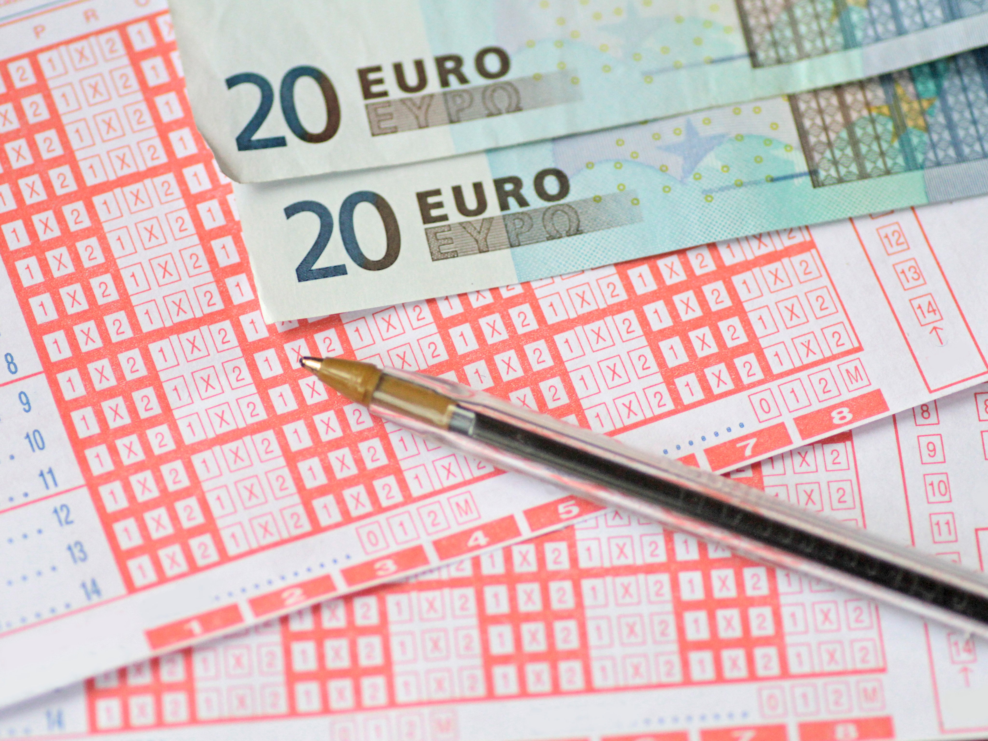 A Norwegian lottery firm apologised to 47,000 gamblers for a currency error that mistakenly inflated their winnings. Photo: Getty Images