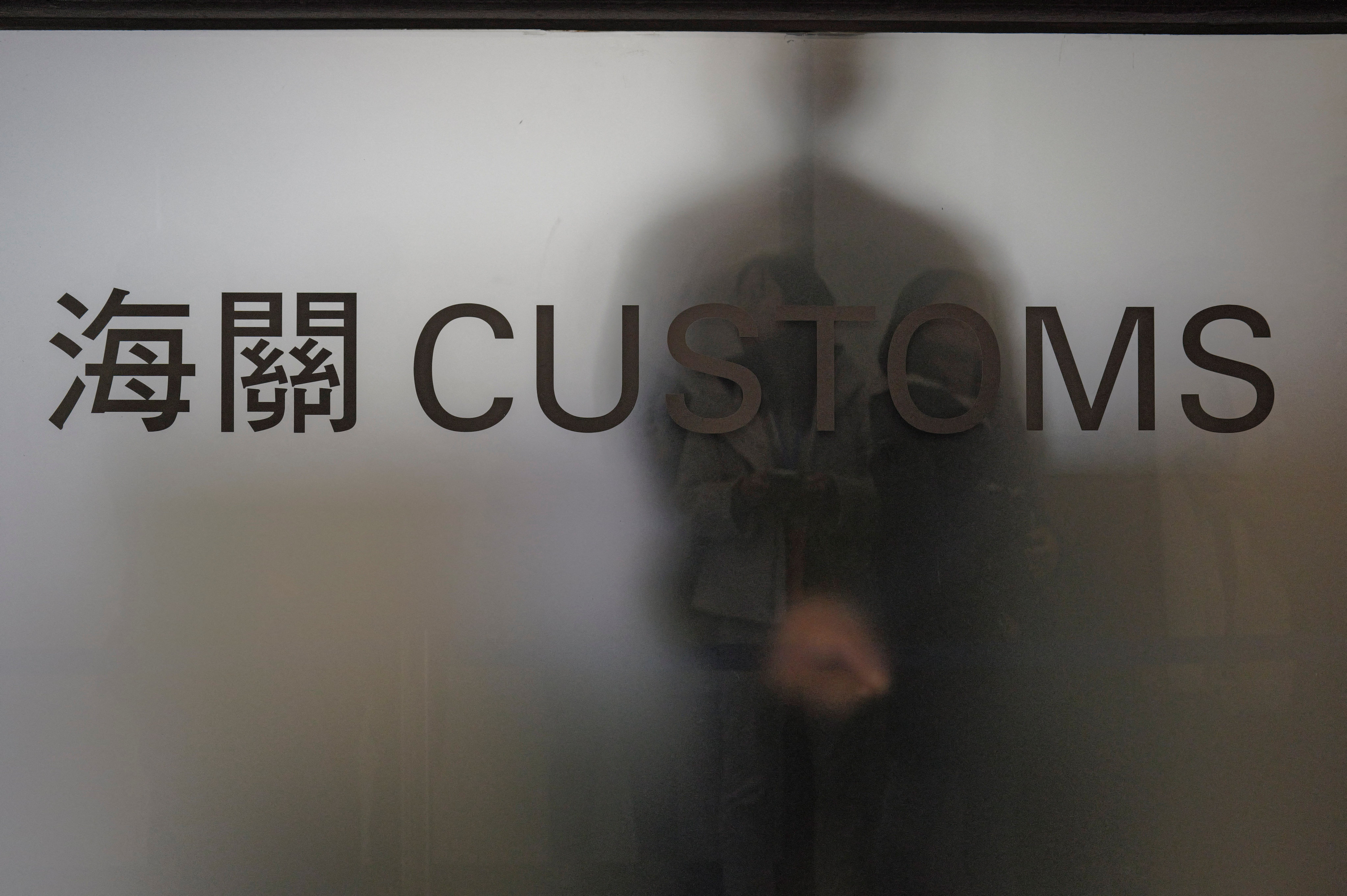 A 37-year-old has been arrested after he was allegedly caught with HK$1.5 million worth of suspected cannabis buds inside his luggage. Photo: Reuters