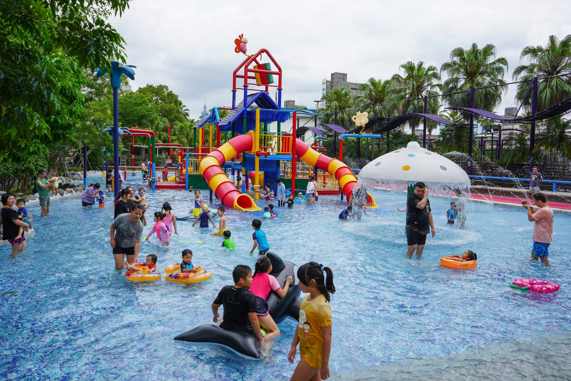 While some online observers hailed the temporary office idea, others worried that the swimming pool set up could be a safety hazard. Photo: Handout While some online observers hailed the temporary office idea, others worried that the swimming pool set up could be a safety hazard. Photo: Handout