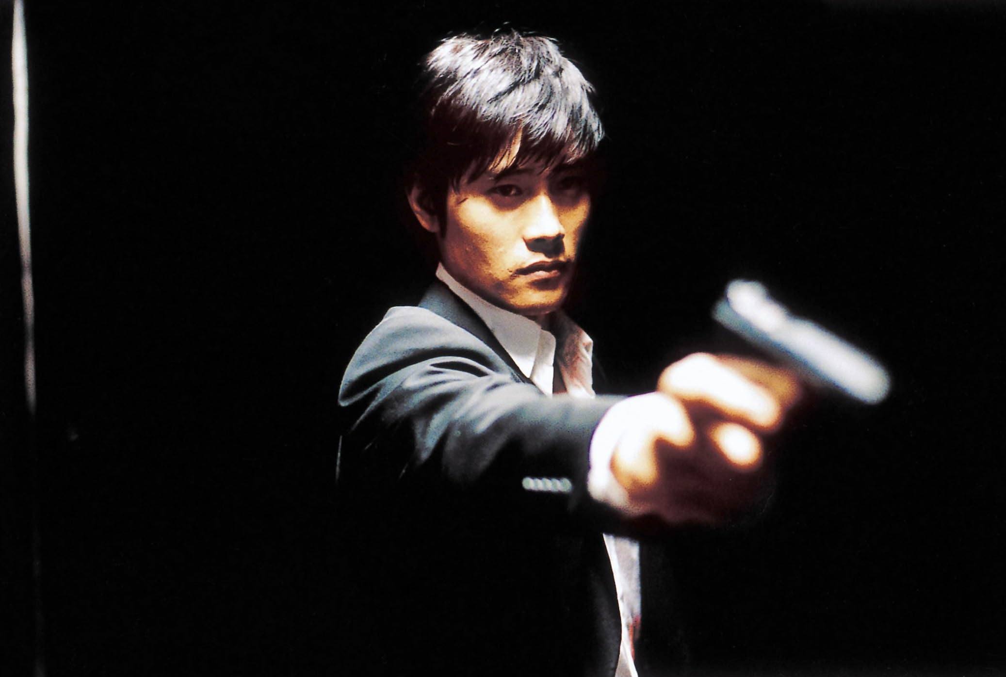 Lee Byung-hun in a still from A Bittersweet Life (2005). Photo: CJ Entertainment