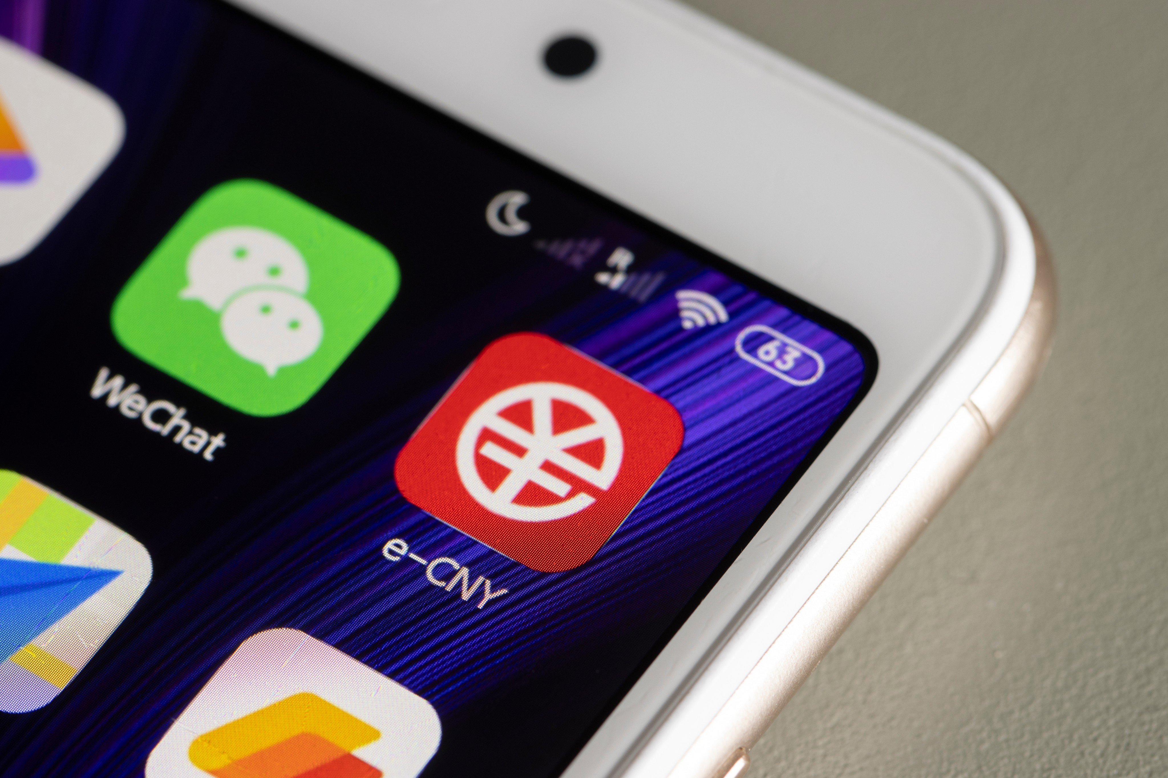 An e-CNY mobile app icon on a smartphone. Photo: Shutterstock