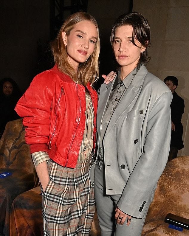 Rosie Huntington-Whiteley (left) and Florence Huntington-Whiteley (right) at a Burberry show in February. Photo: @florence.uk/Instagram