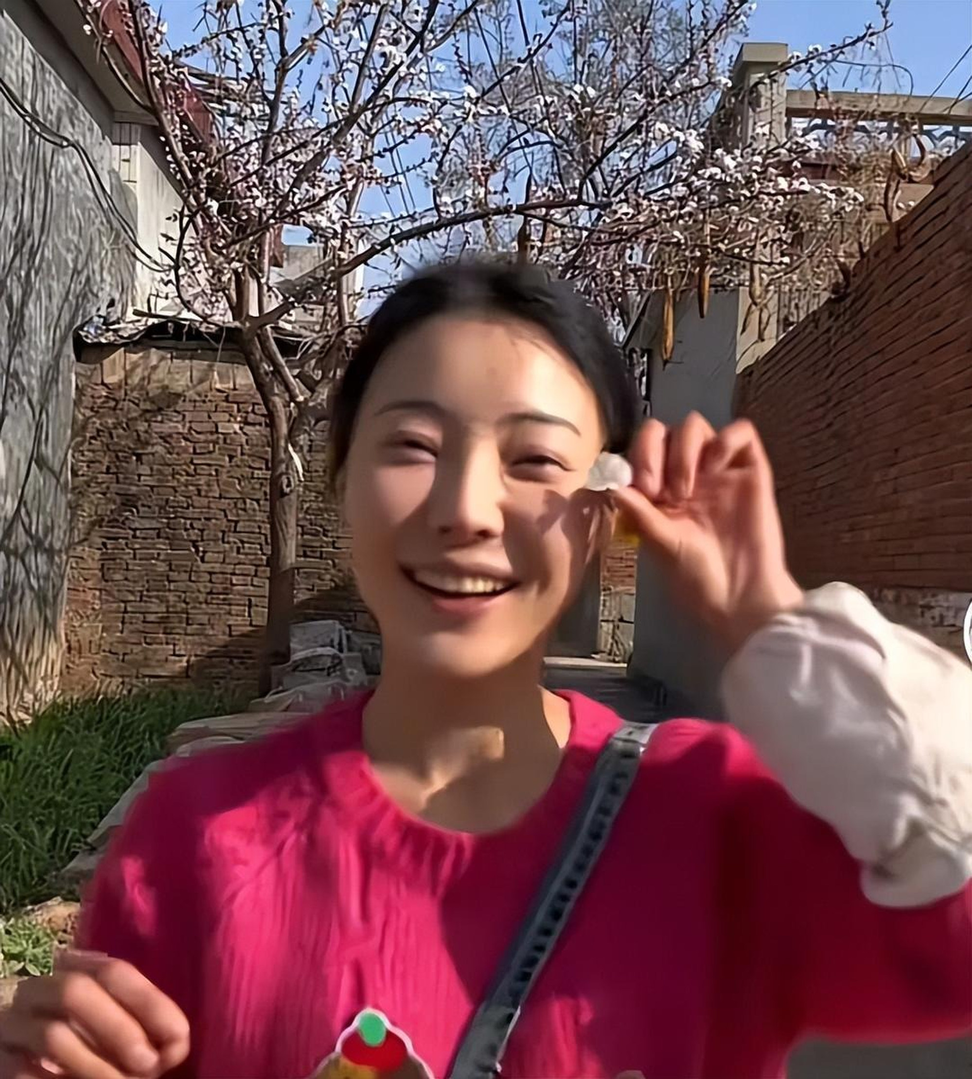 Li has rejected rumours that she makes more than a million yuan a year from online sales, saying she never accepts advertisements. Photo: handout