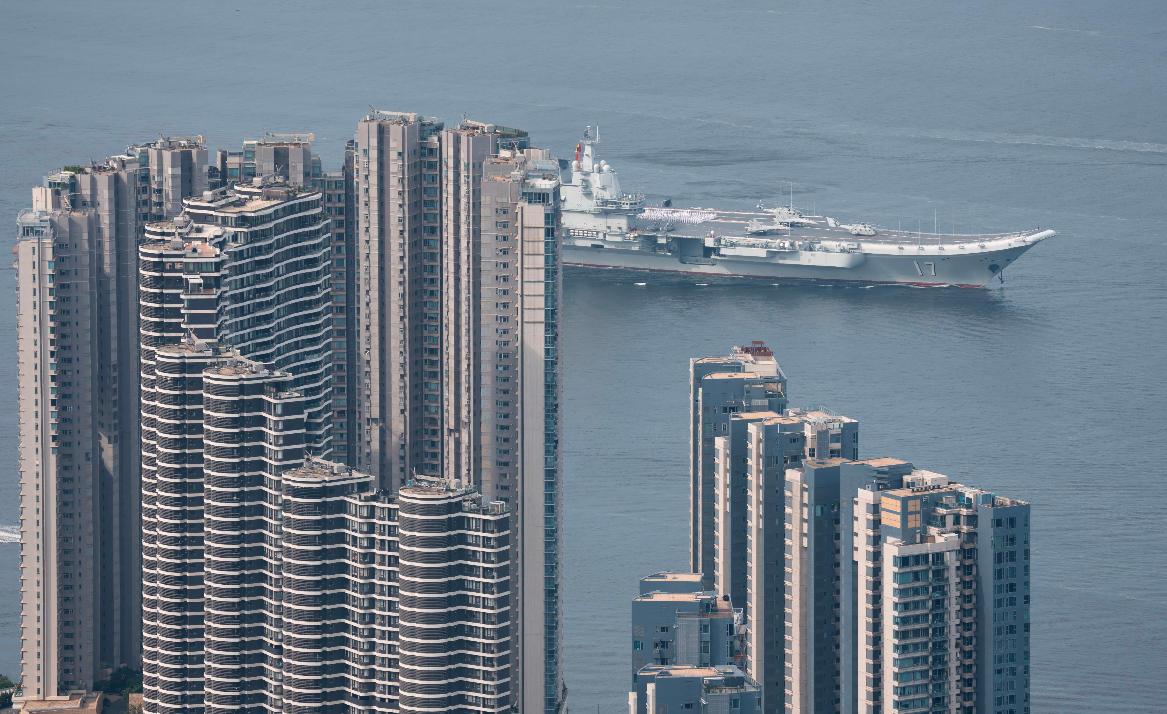 Chinese aircraft carrier Shandong is in Hong Kong as part of a five-day visit. Photo: Robert Ng