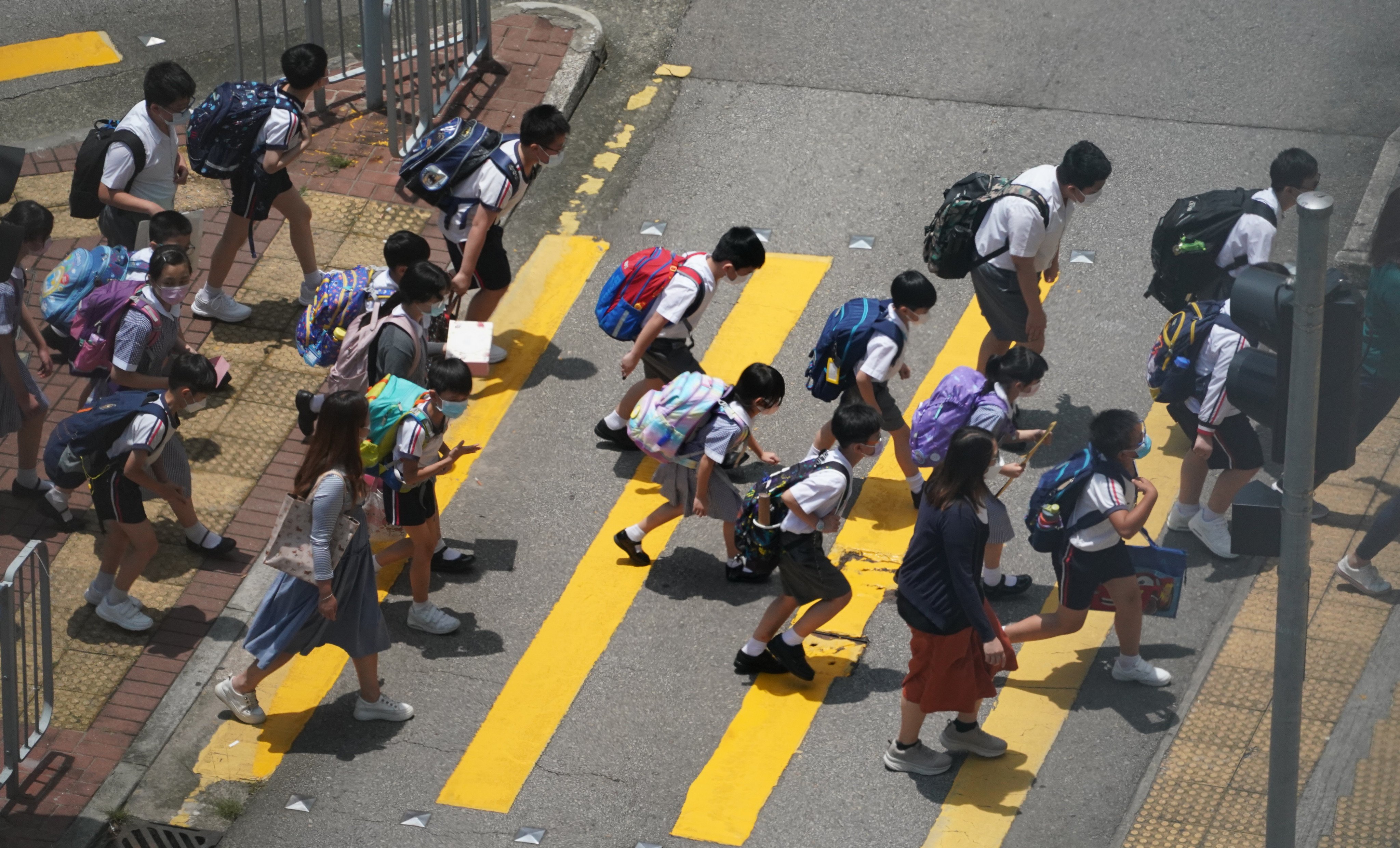 The number of schools notifying the Education Bureau of an intent to freeze fees this September rose to 38, up from 25 last year, marking a 52 per cent increase. Photo: Felix Wong