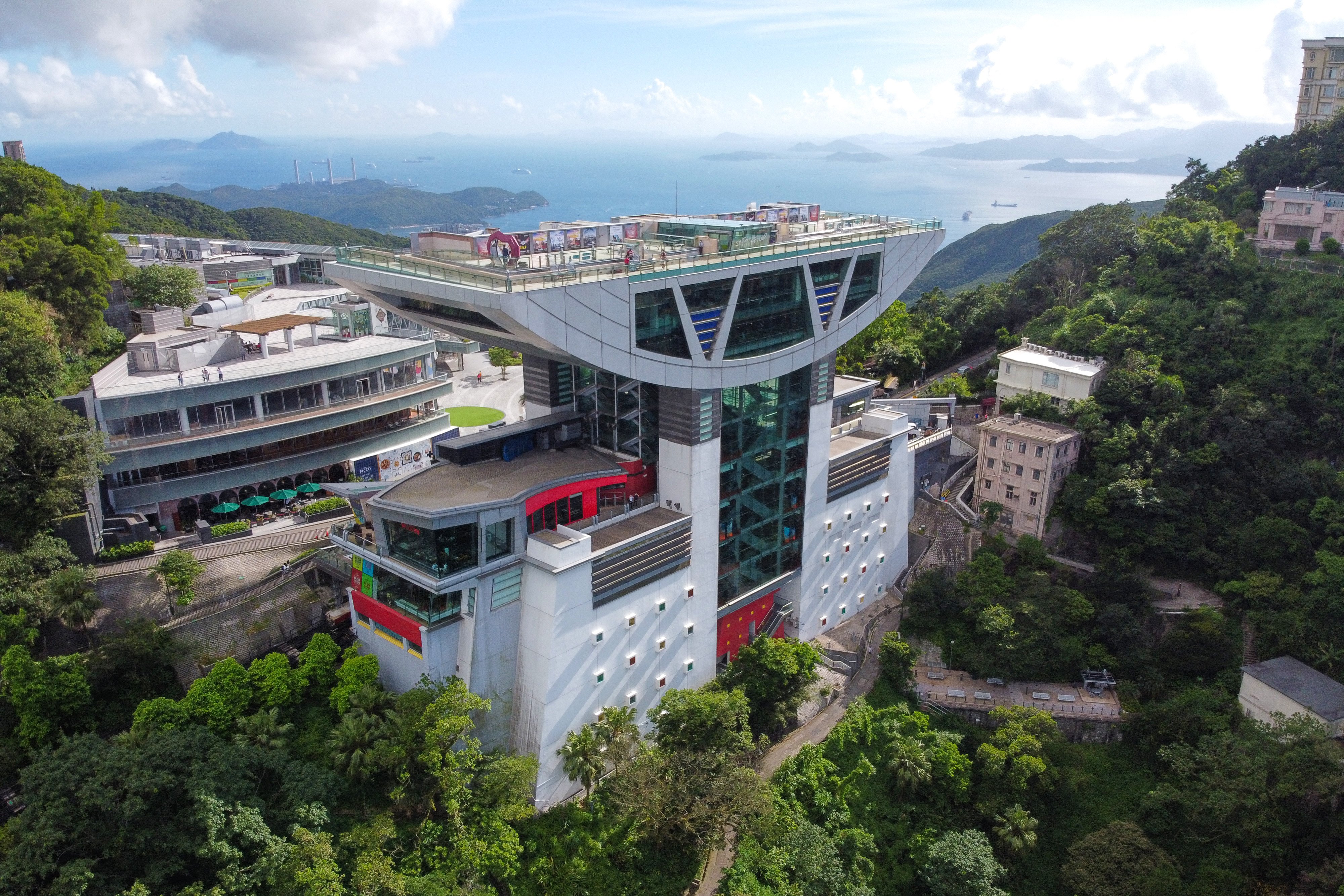 The Indonesian tourist was sightseeing on a higher floor of The Peak Tower when a tumbler allegedly fell out of his bag and hit another visitor below. Photo: Sun Yeung