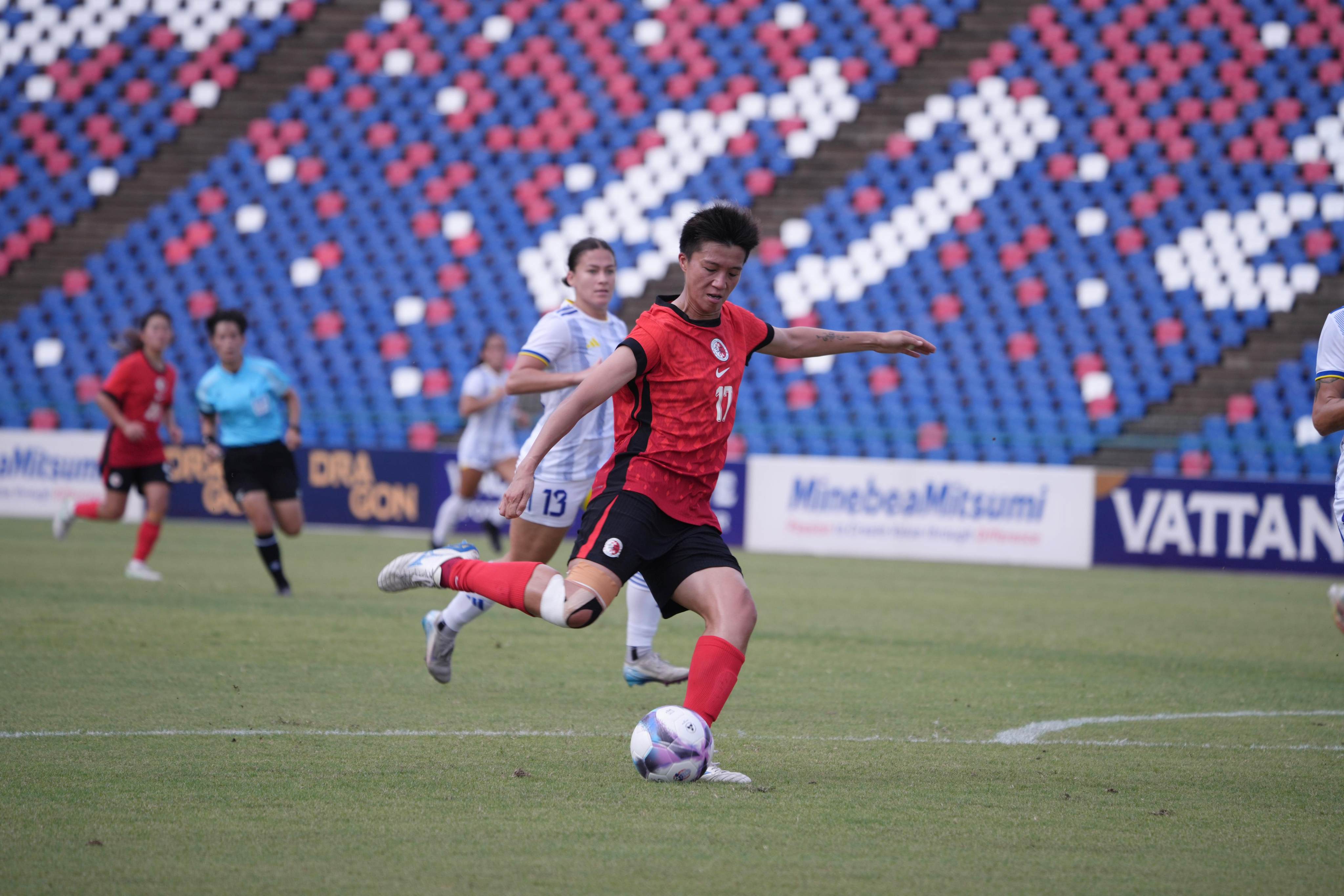 Hong Kong created two good chances for Cheung Wai-ki after going behind early to a goal by the Philippines’ Chandler McDaniel. Photo: HKFA