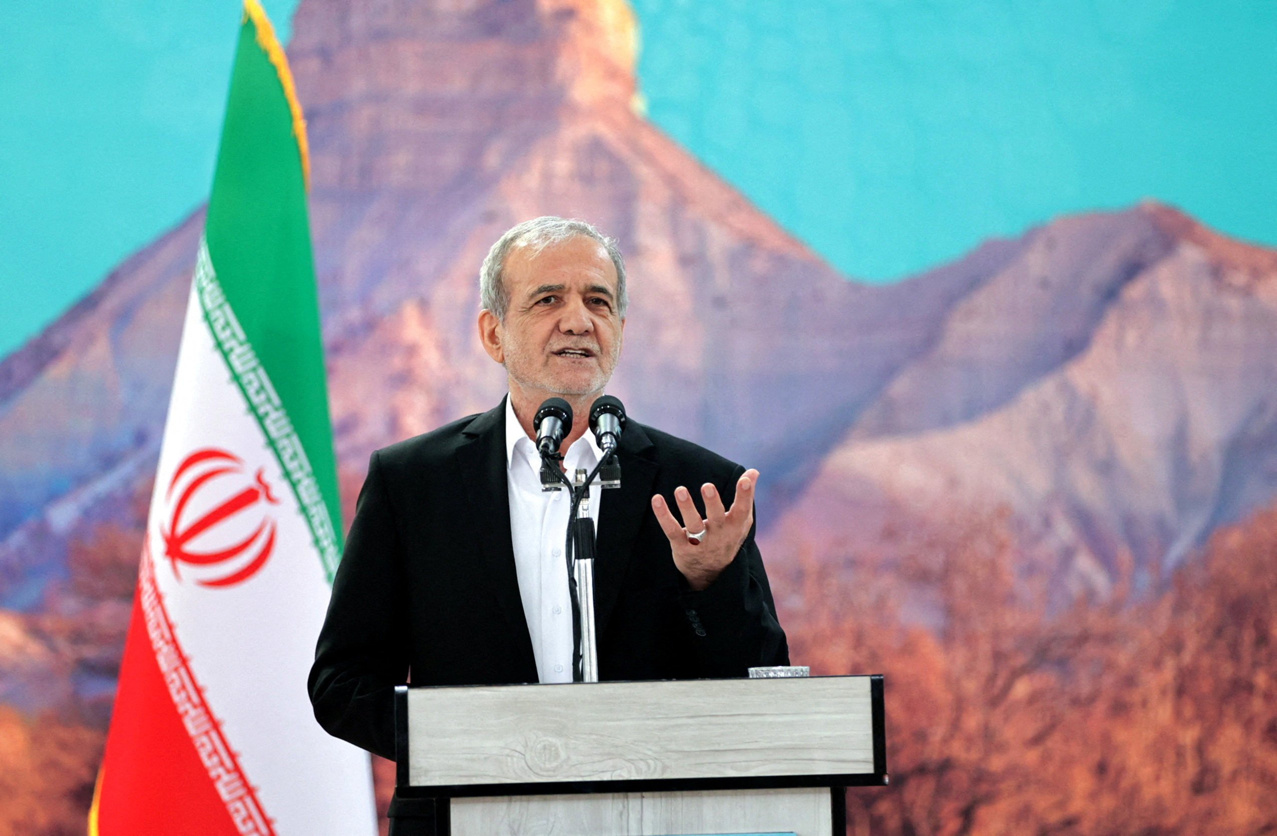 Iranian President Masoud Pezeshkian told US media figure Tucker Carlson that Israel, which last month fought a 12-day war with Iran, had attempted to assassinate him. Photo: Reuters