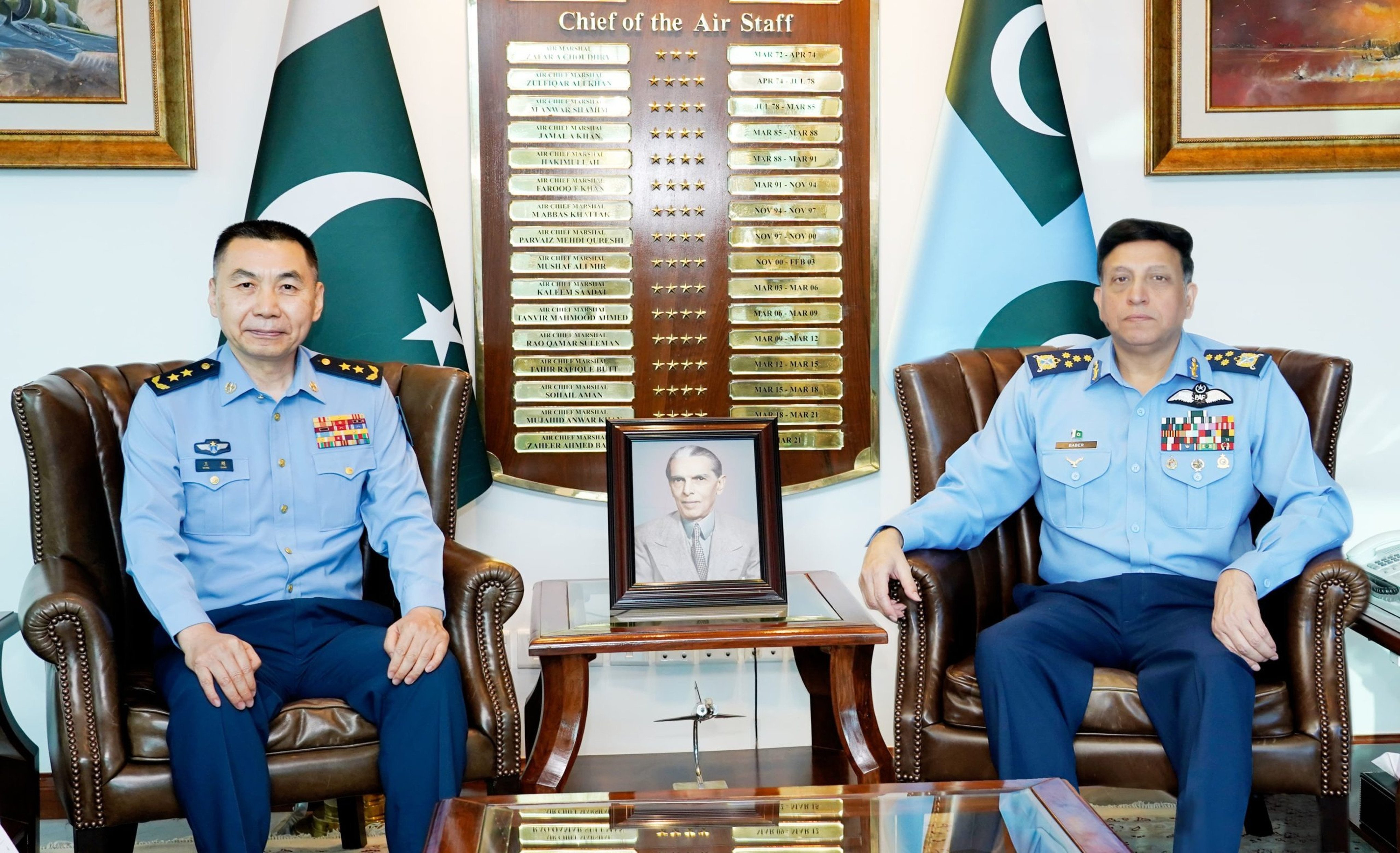 Air Chief Marshal Zaheer Ahmed Baber Sidhu (right), chief of the Pakistan Air Force (PAF) meets Lieutenant General Wang Gang (left), chief of staff of the People’s Liberation Army Air Force, on Tuesday to discuss operational synergy between the two forces. Photo: Handout