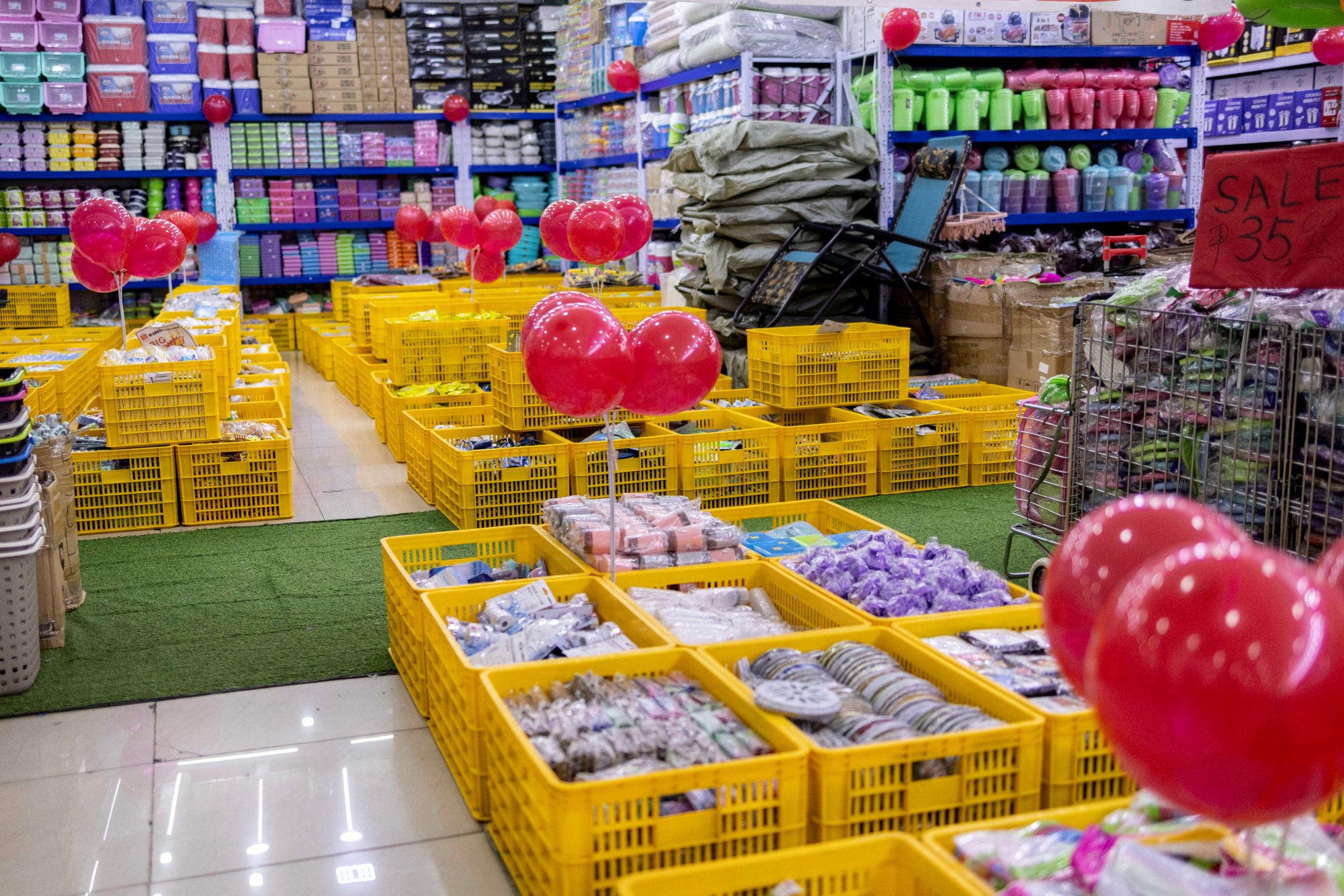 A wholesale market in Manila. The Philippine economy could experience a slowdown due to the global impact of US tariffs. Photo: Reuters A wholesale market in Manila. The Philippine economy could experience a slowdown due to the global impact of US tariffs. Photo: Reuters