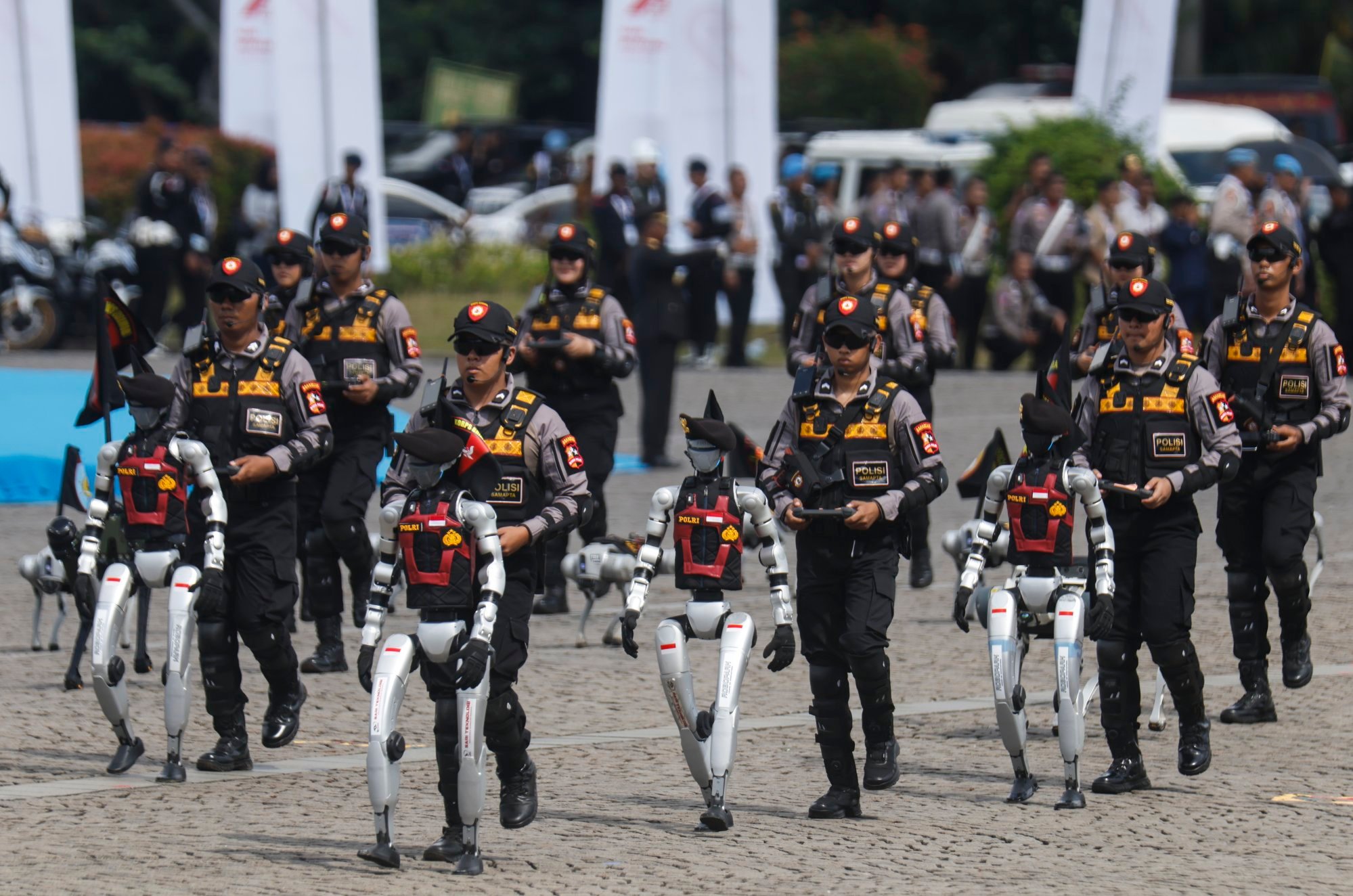 Indonesian police showcasing RoboCop-style robots during their 79th anniversary parade in Jakarta on July 1. Photo: EPA