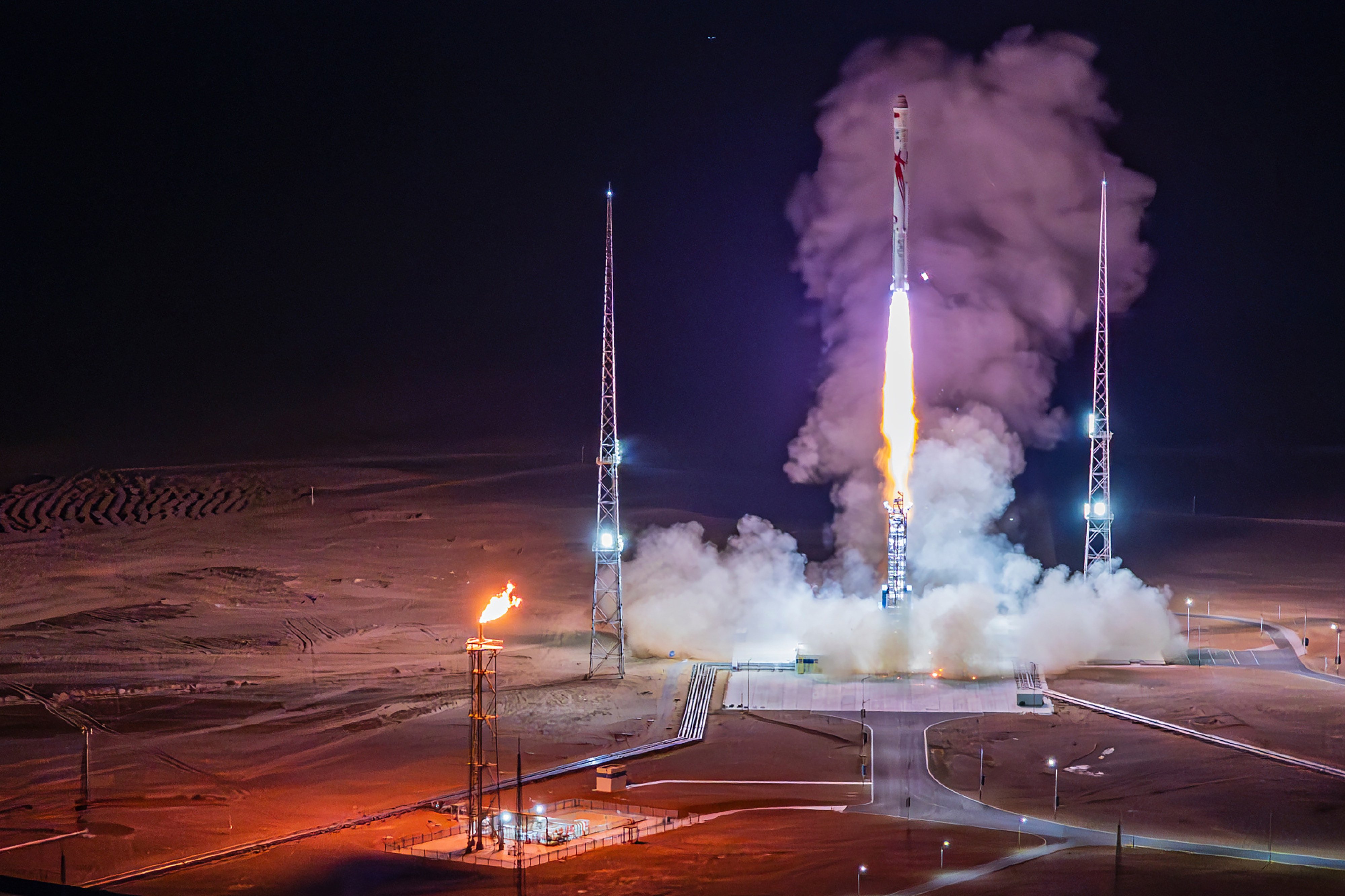 The Zhuque-2 Y-3 carrier rocket blasts off from the Jiuquan Satellite Launch Centre on December 9, 2023. Photo: Handout