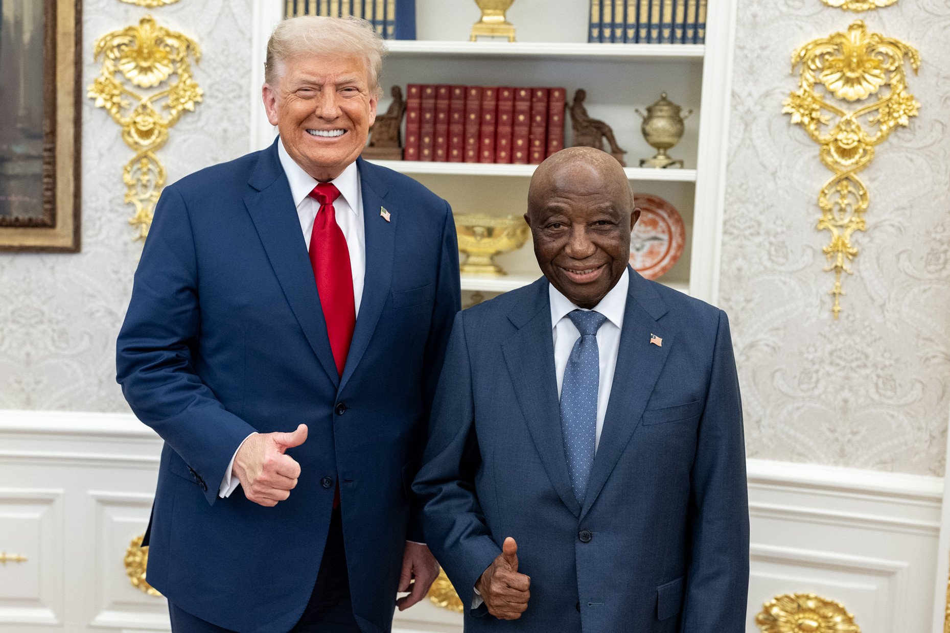 US President Donald Trump receives Liberia’s President Joseph Nyuma Boakai in the Oval Office. Photo: Daniel Torok/White House/dpa