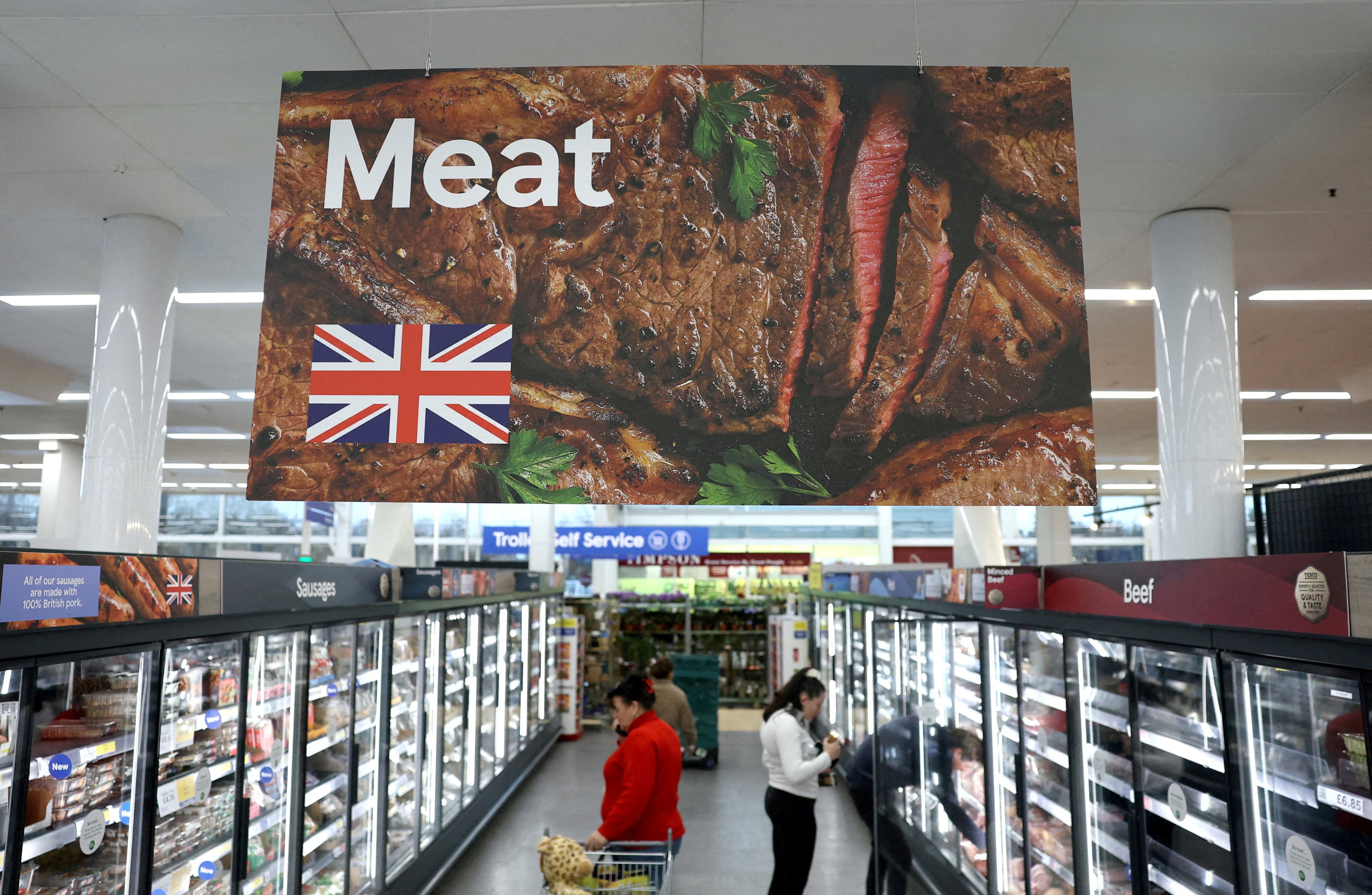 Britain’s lower-income households spend most of their earnings on essentials, leaving them less to spend in restaurants. Photo: Reuters