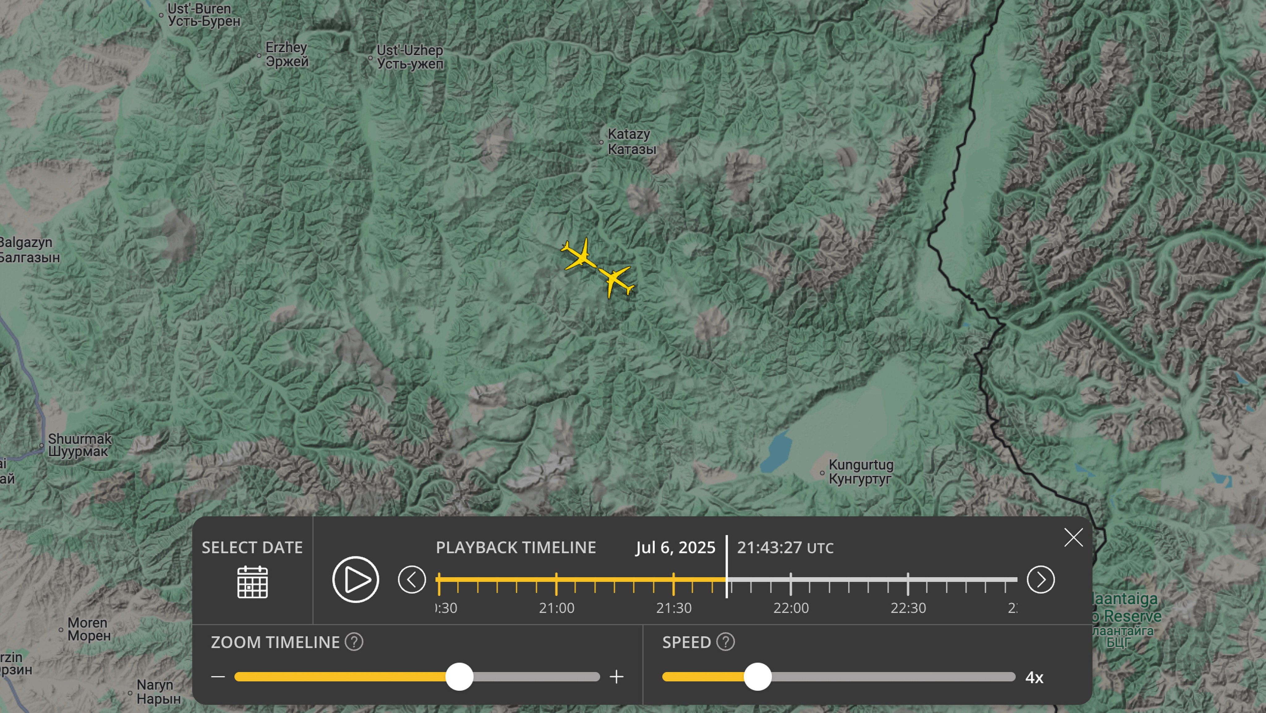 Flight tracking radar showed the two planes on course for a head-on collision. Photo: Flightradar 24
