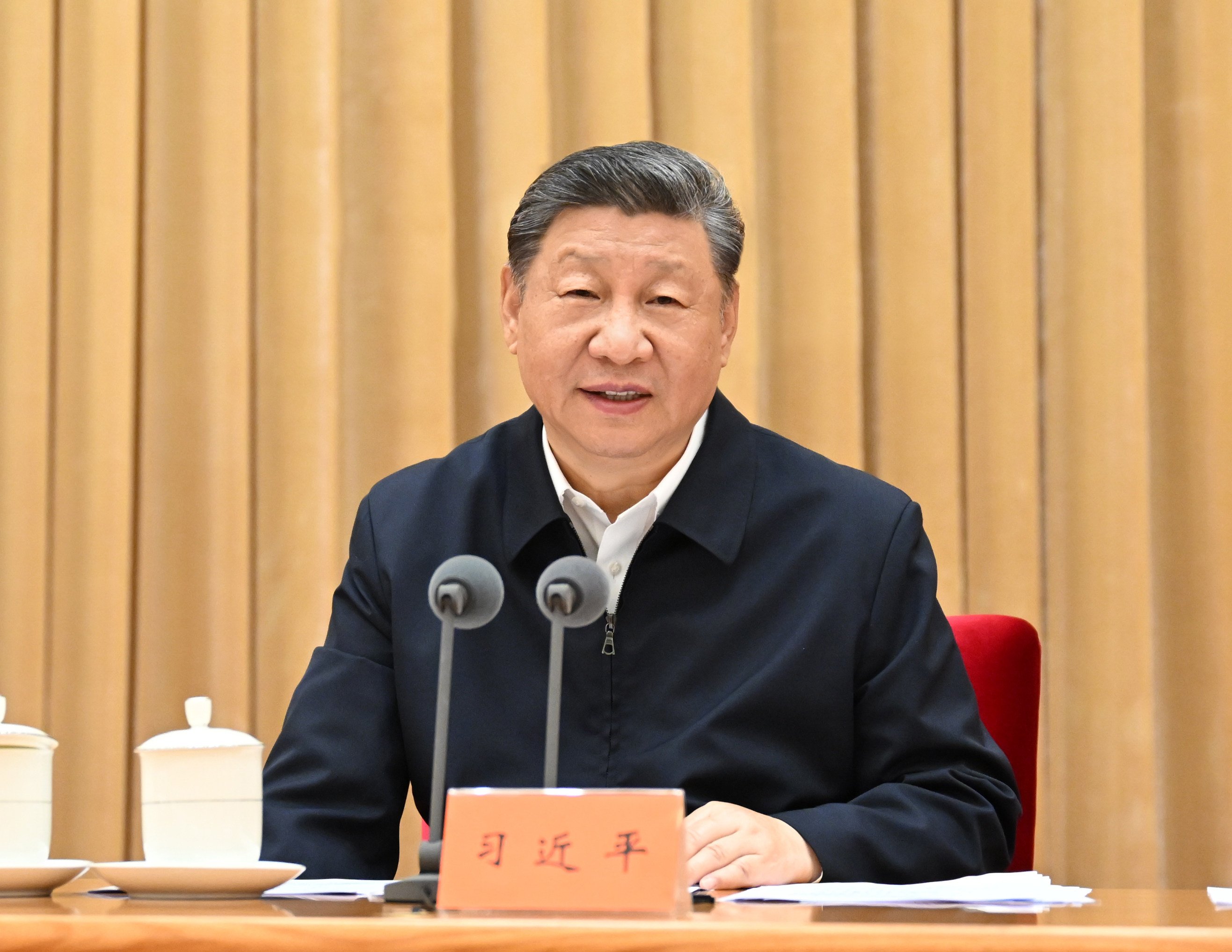 President Xi Jinping speaks at an unexpected meeting this week to discuss urban developments across the country. Photo: Xinhua