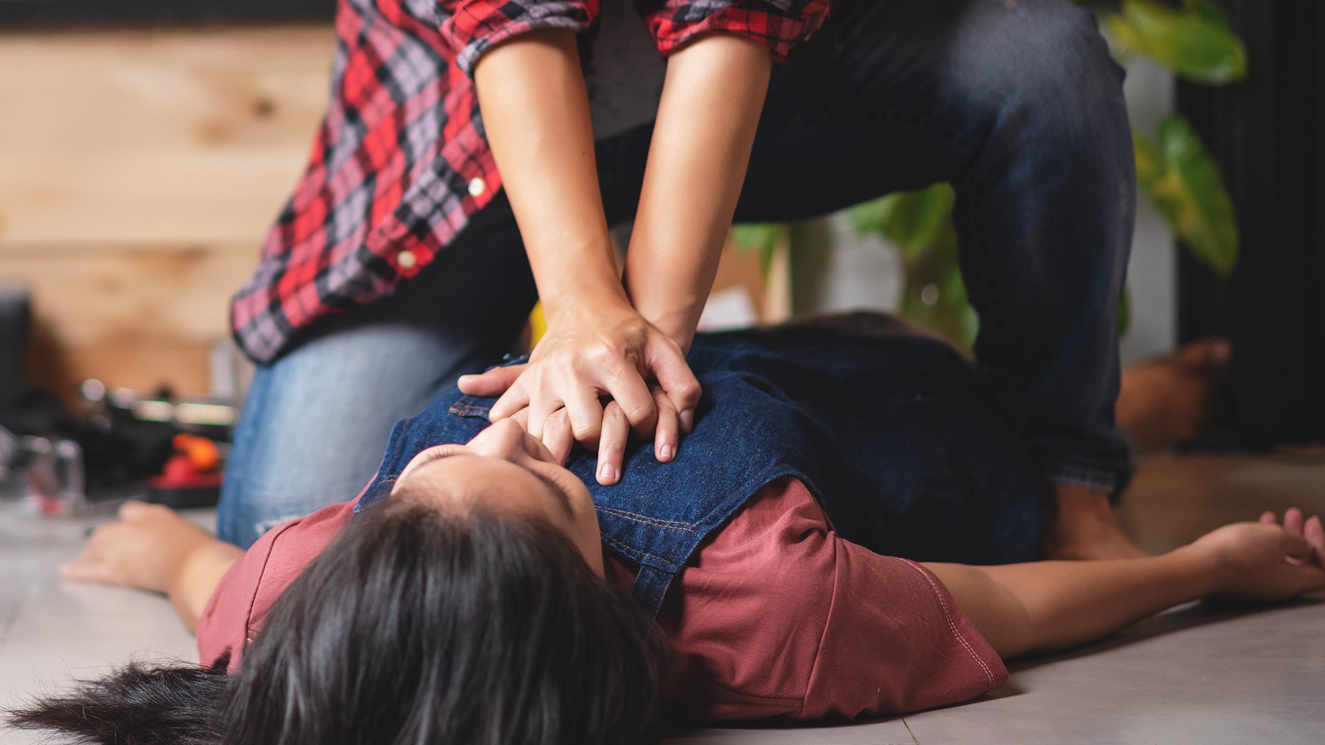 A male teacher in China who performed CPR on a woman who collapsed in the street has been accused of groping her chest. Photo: Shutterstock