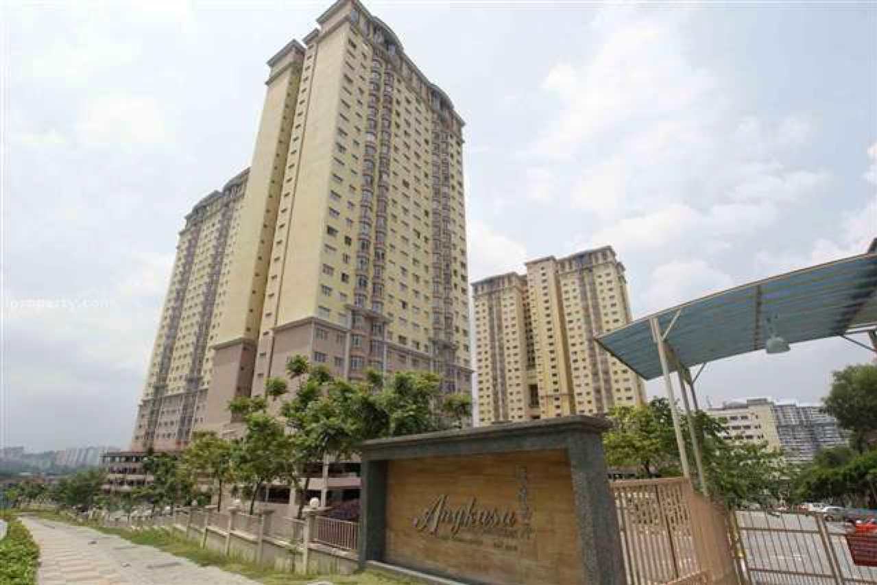 Sithu Hpone Maw’s body was found below the block of flats he was living in. Photo: Facebook/Angkasa Condominium Residents