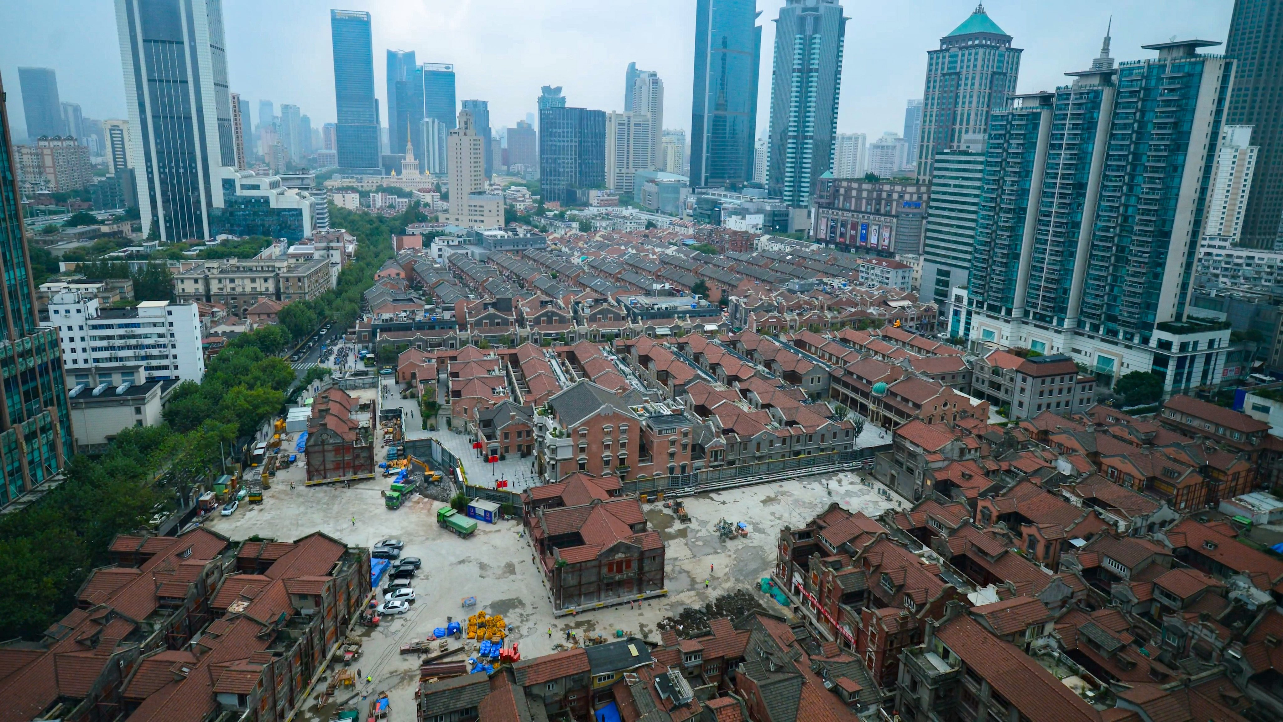 Restoration work in progress at Zhangyuan, a 140-yer old shikumen compound in Shanghai. Photo: CCTV