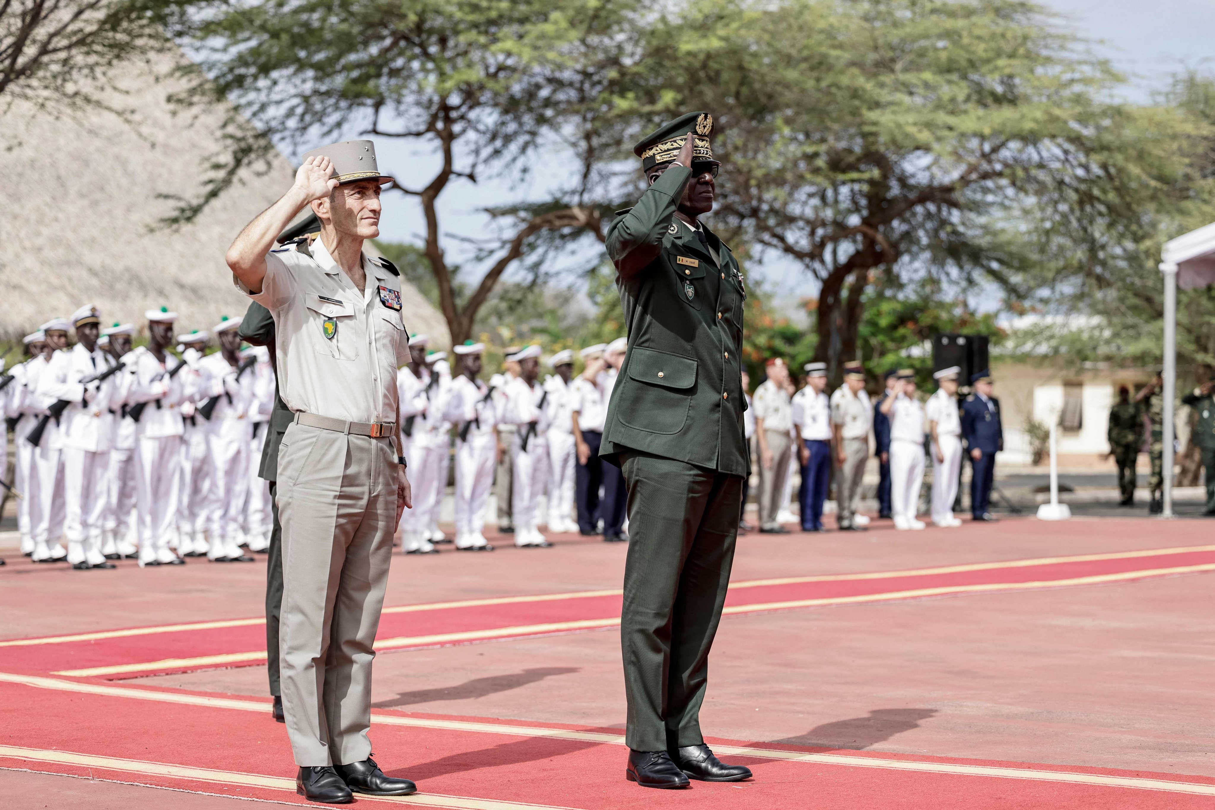 General Pascal Ianni, head of French forces in Africa, and Senegal’s military chief, General Mbaye Cissé. Photo: AFP