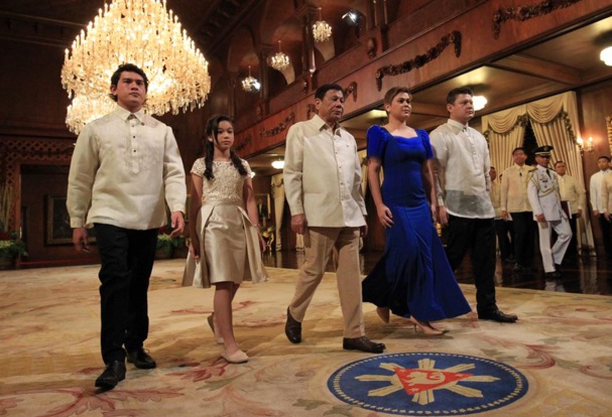 Rodrigo Duterte (centre) with his children (from left) Sebastian, Kitty, Sara and Paolo Duterte after his inauguration in 2016. Photo: EDP Malacanang