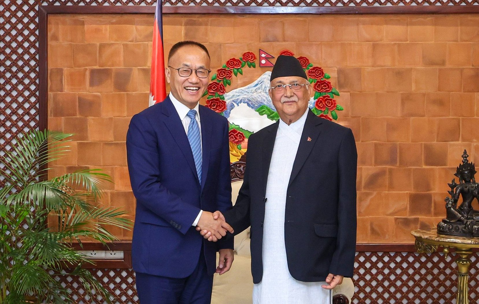 Chen Xiaodong, chairman of China’s CIDCA aid agency, Nepal’s Prime Minister Sharma Oli to discuss Nepal-China ties and infrastructure projects. Photo: Handout