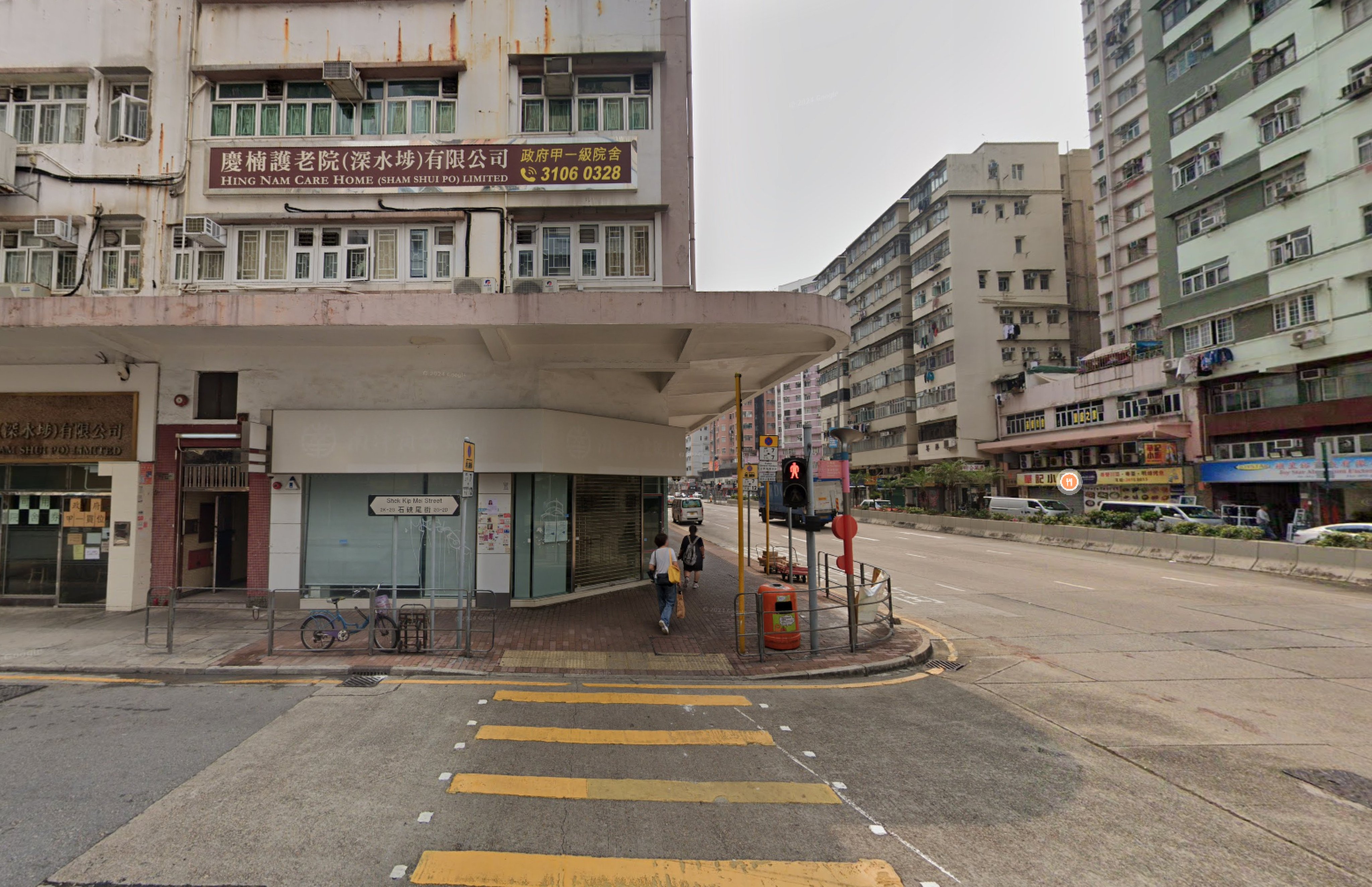 The dog was discovered on the junction of Lai Chi Kok Road and Shek Kip Mei Street. Photo: Google Maps