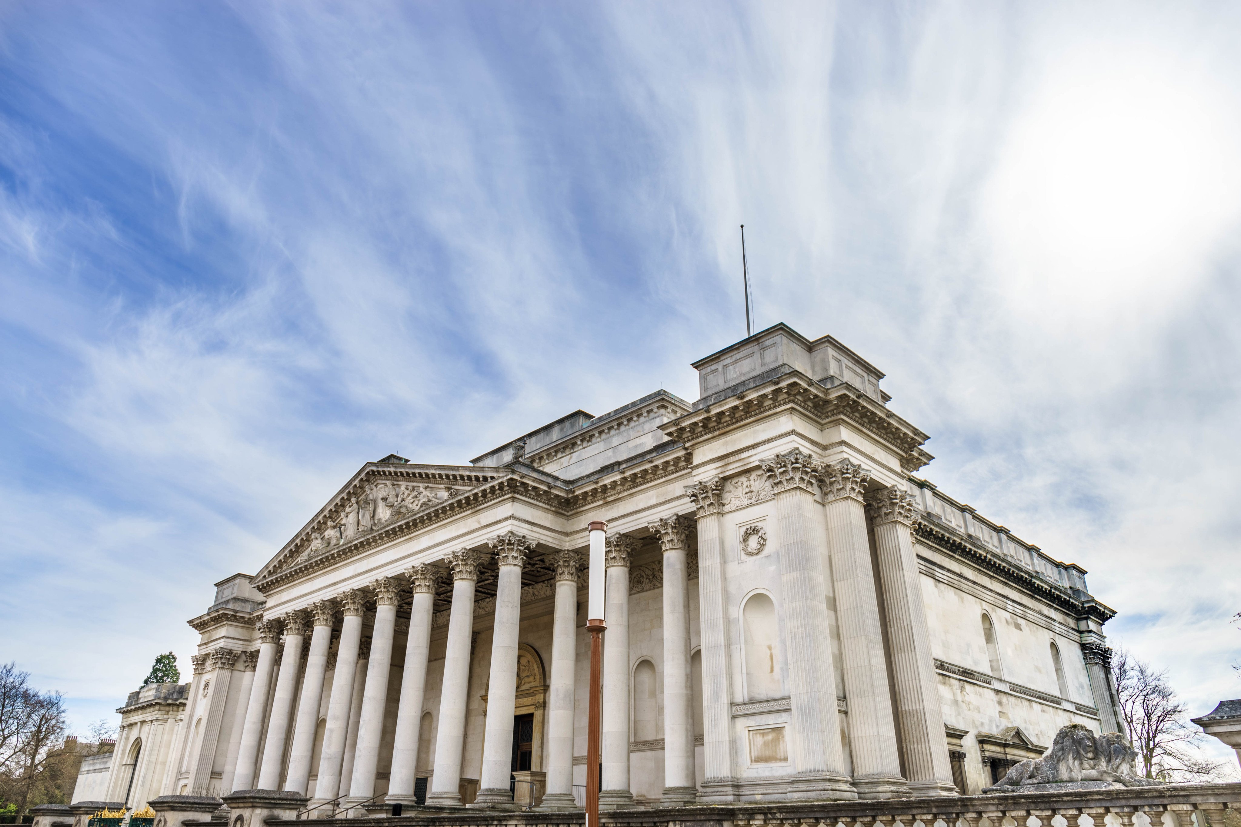 A handprint, dating back 4,000 years, was discovered on a clay model intended for an Egyptian tomb during preparations for an exhibition at the Fitzwilliam Museum in Cambridge, UK. Photo: Shutterstock