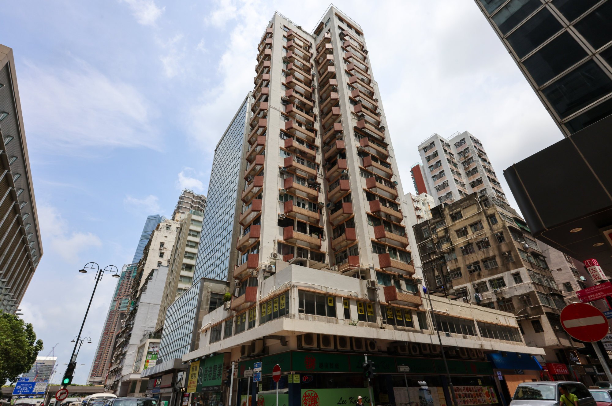 Wing Fat Mansion at Austin Road in Jordan. Photo: Jelly Tse