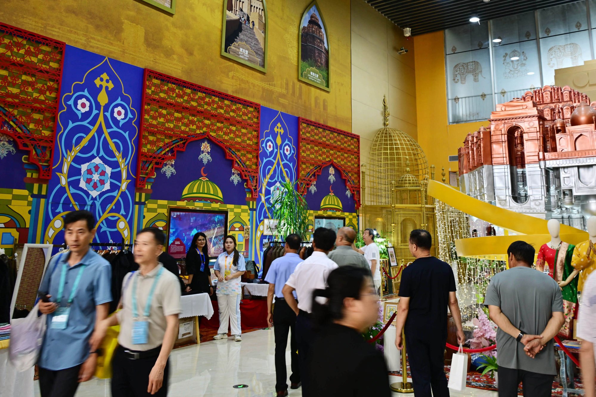 Visitors tour the India pavilion at the Shanghai Cooperation Organisation International Investment and Trade Expo in Qingdao, China, on July 18. Photo: Xinhua Visitors tour the India pavilion at the Shanghai Cooperation Organisation International Investment and Trade Expo in Qingdao, China, on July 18. Photo: Xinhua