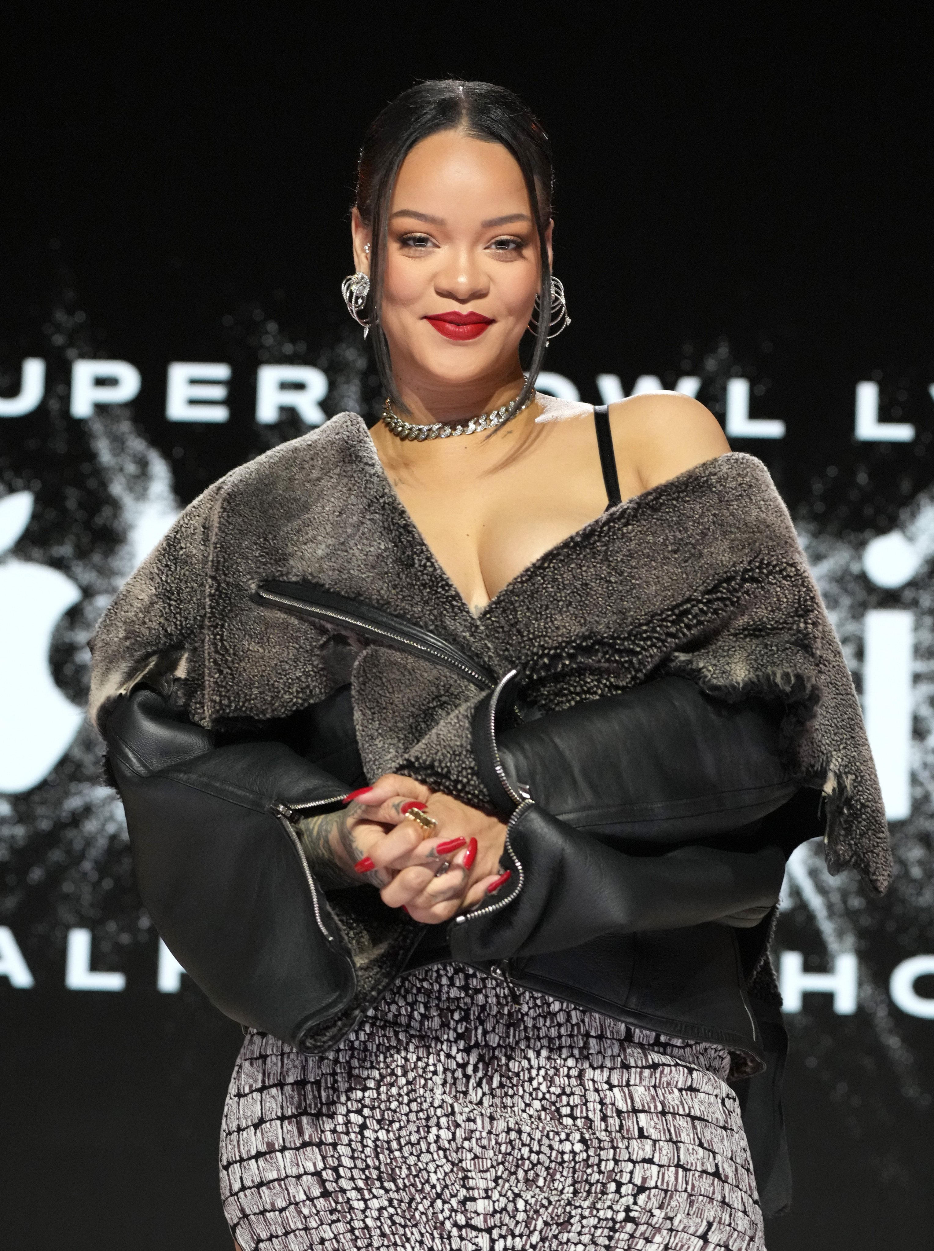 Rihanna poses at the Super Bowl LVII half-time show press conference in 2023; she later wore a Brilliant Skeleton Northern Lights watch from Jacob & Co. Photo: Getty Images